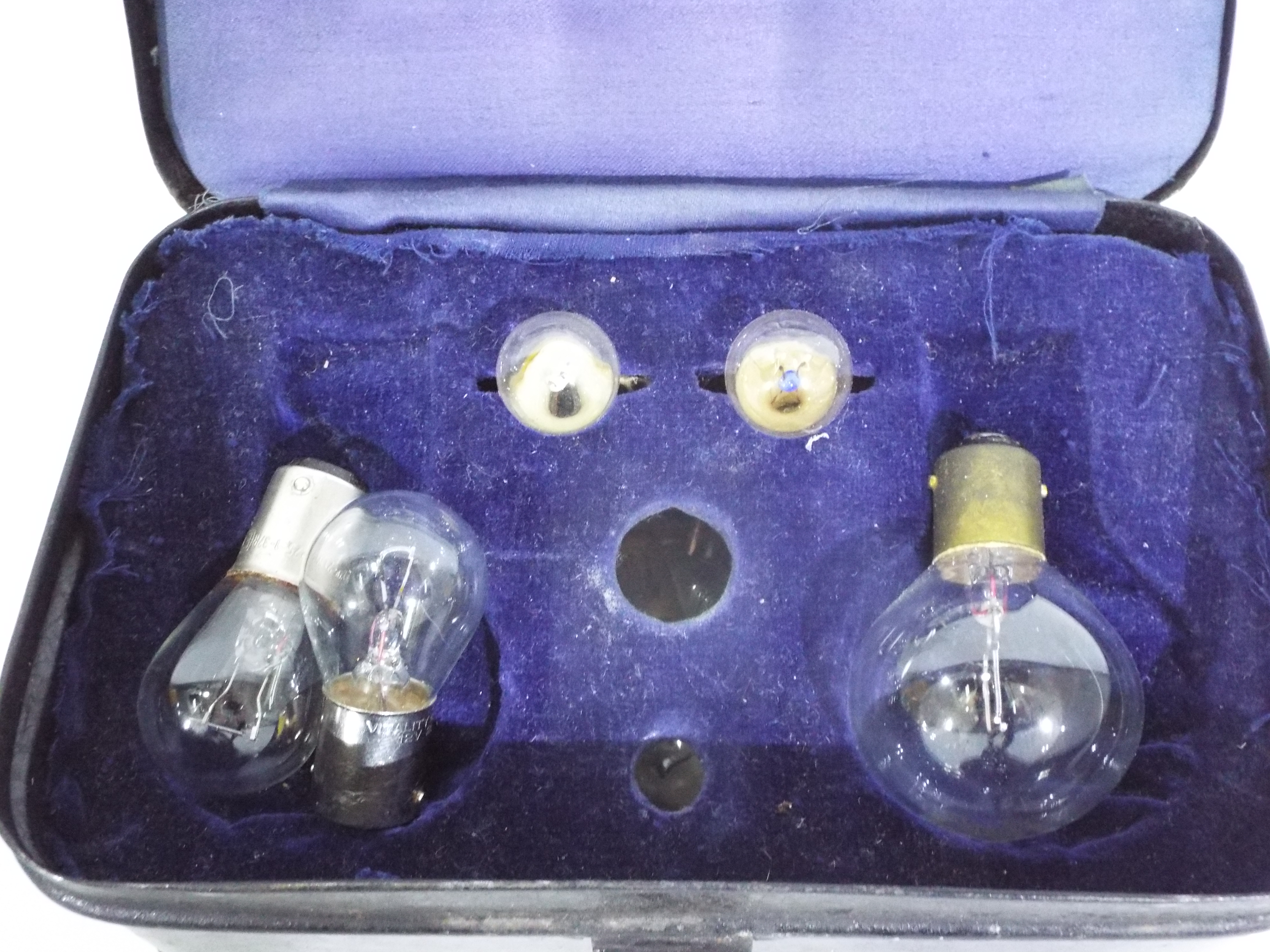 An Osram Bulb Kit tin containing a quantity of bulbs, car coffee maker, - Image 3 of 12