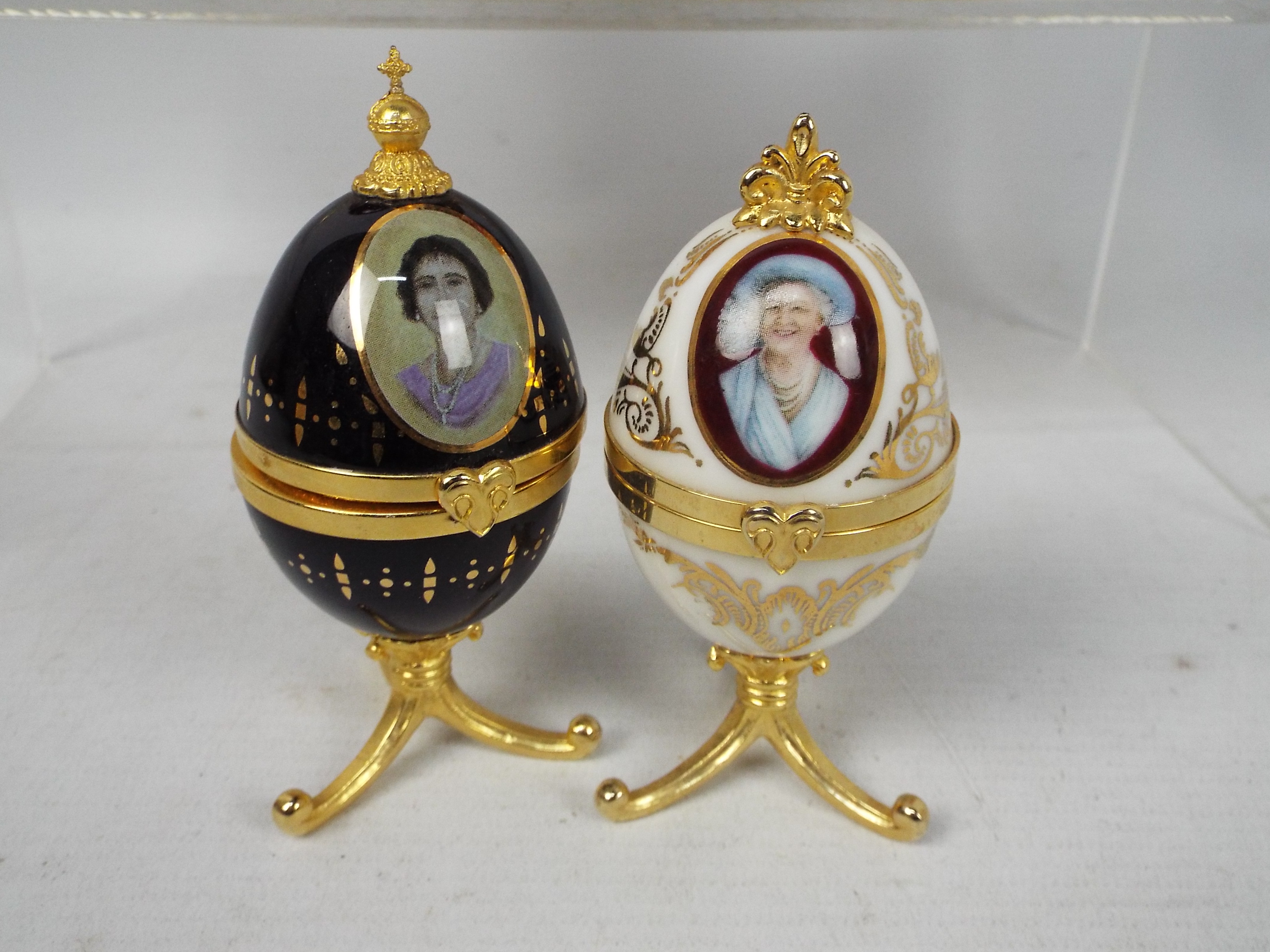 Franklin Mint - Three Franklin Mint House Of Faberge limited edition eggs comprising A King Is Born, - Image 6 of 6
