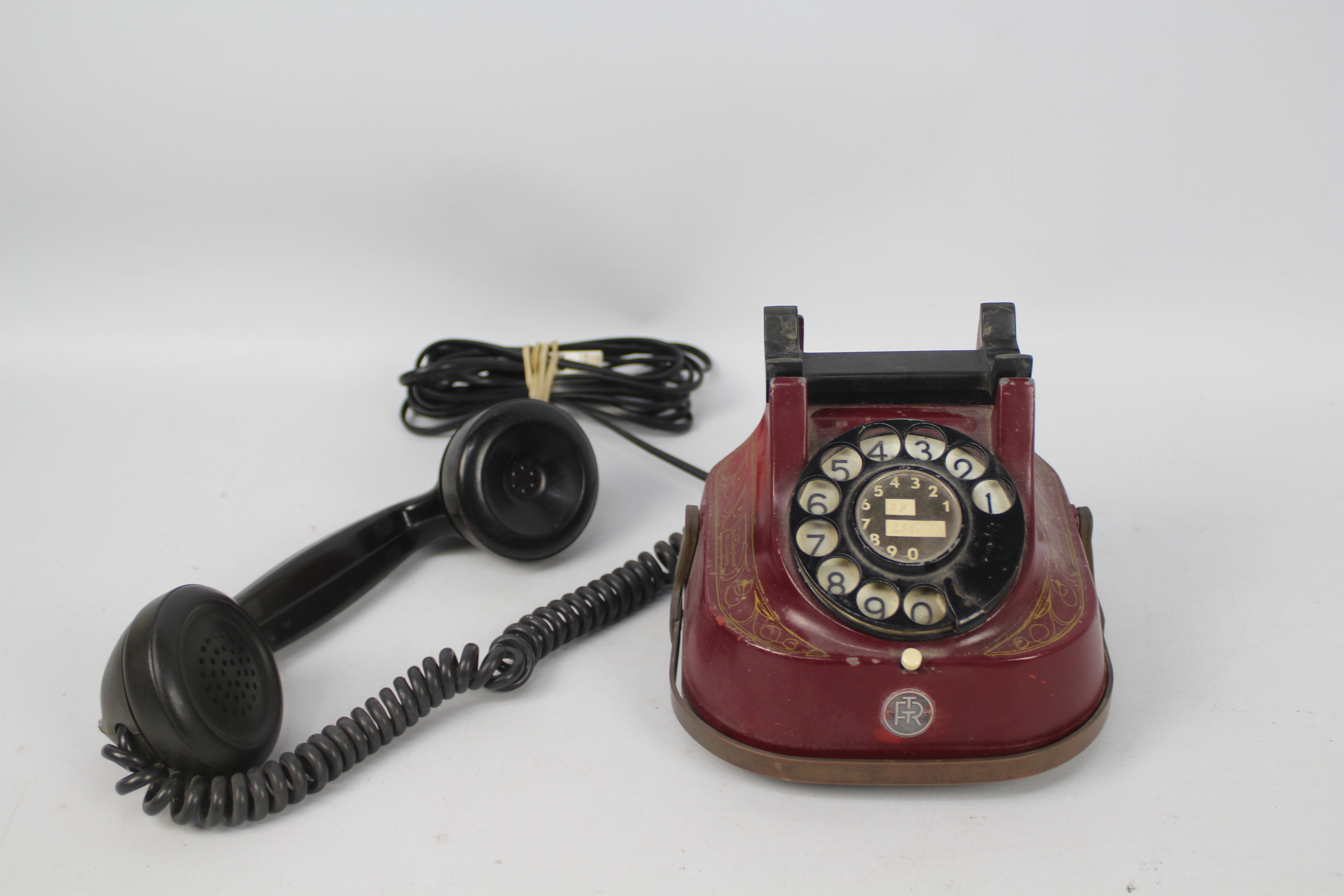 A vintage Bell (Belgium) Telephone Company telephone, with black dial, - Image 2 of 6