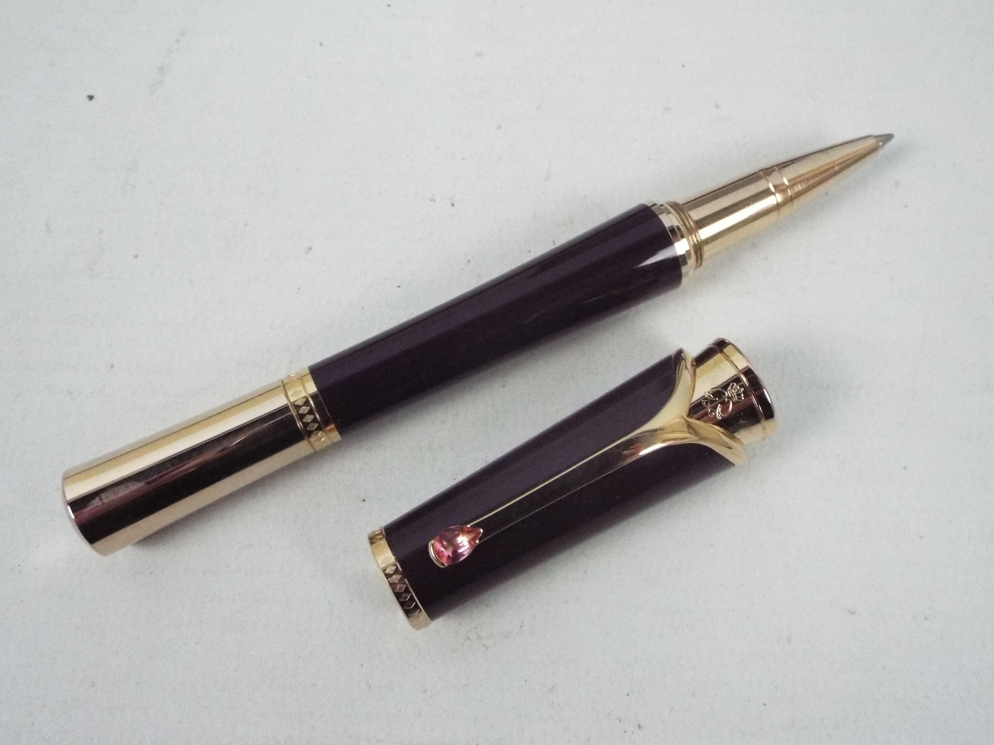 Montblanc - A special edition Princesse Grace De Monaco Collection rollerball pen with gold plated - Image 3 of 5