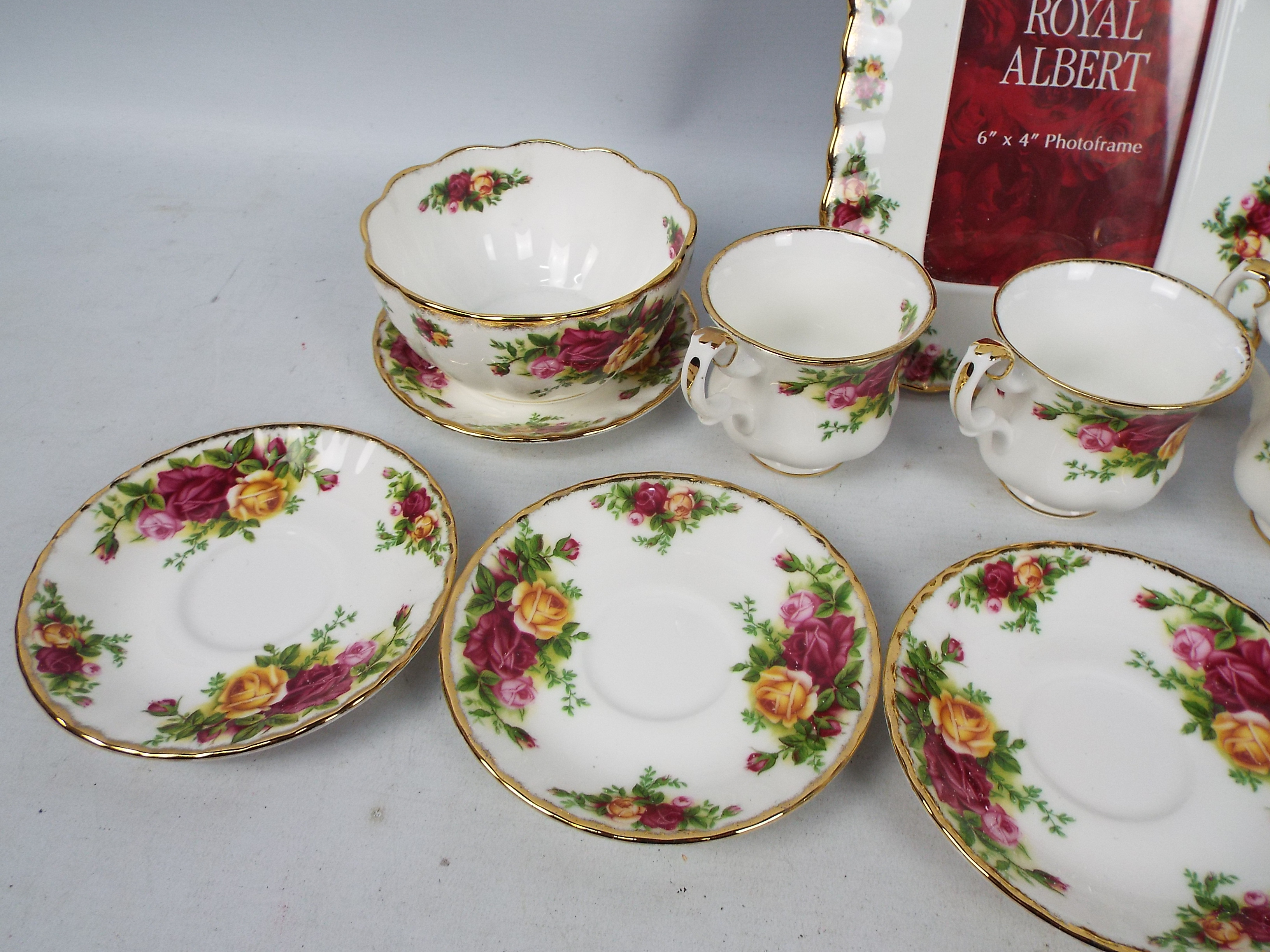 Royal Albert - An Old Country Roses pattern coffee service comprising coffee pot, - Image 2 of 4