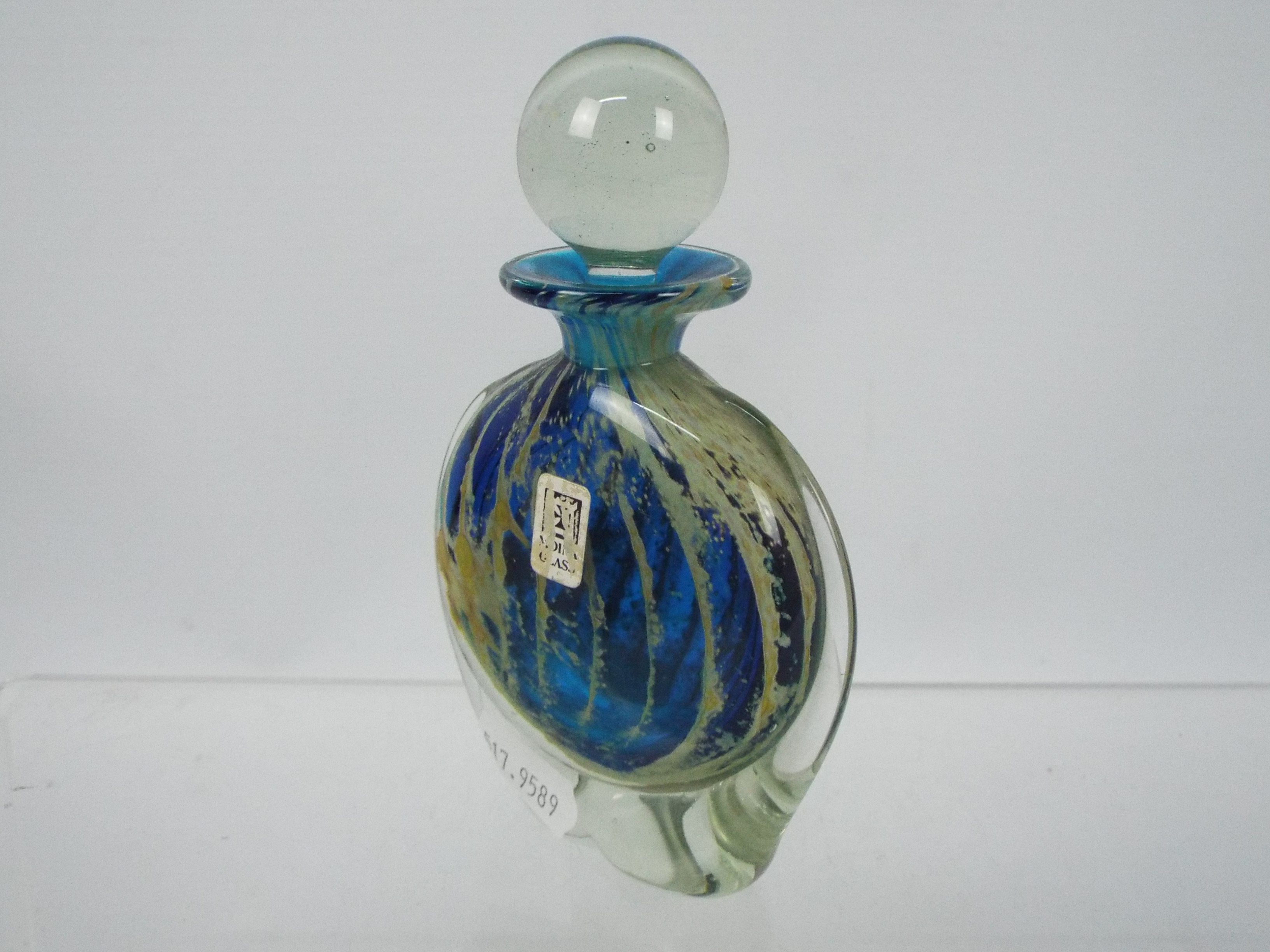 Mdina - A Mdina glass scent bottle and stopper, signed to the base, approximately 12.5 cm (h). - Image 4 of 6