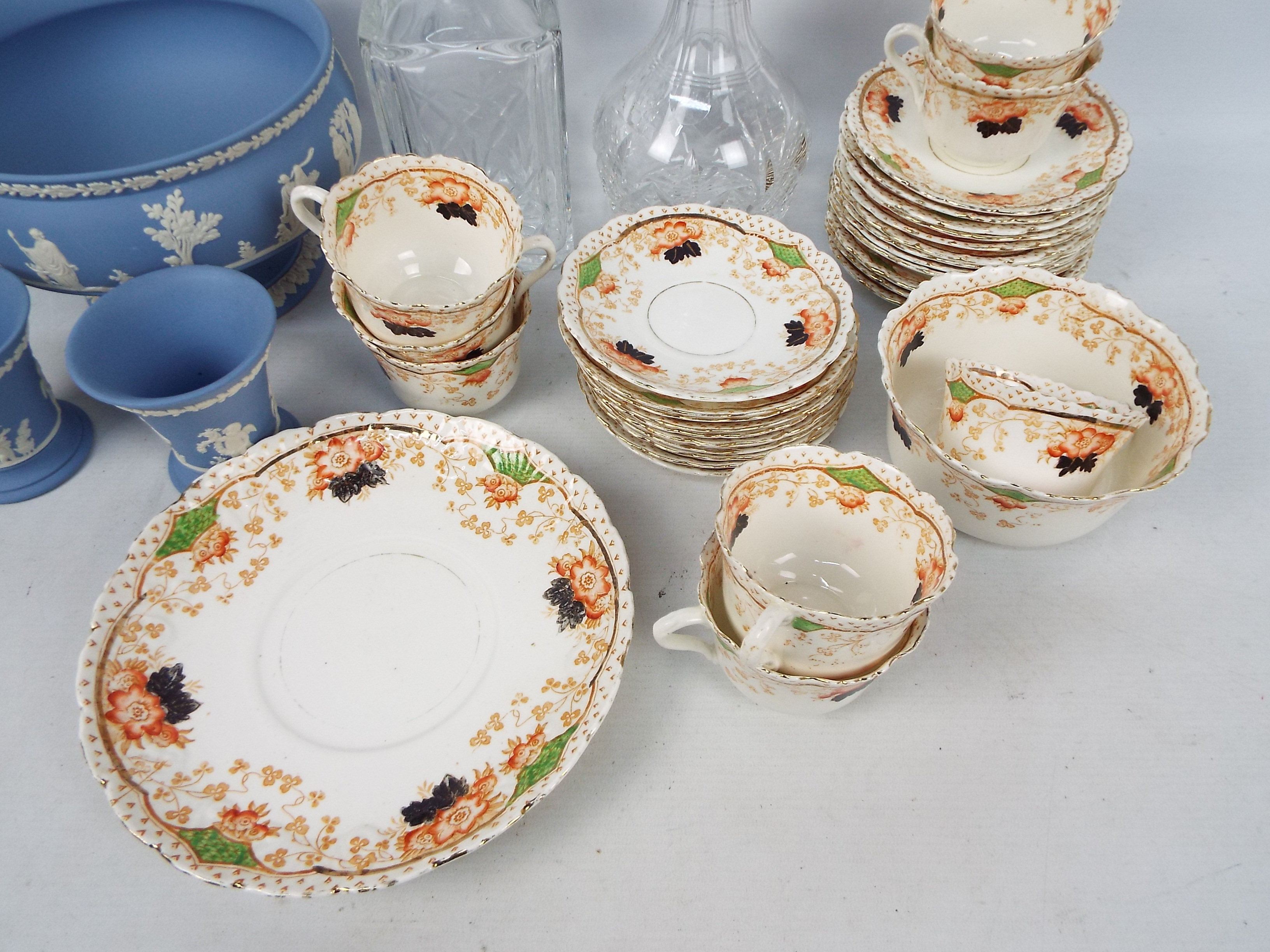 Lot to include a Wedgwood Jasperware pedestal fruit bowl and pair of vases, - Image 3 of 4
