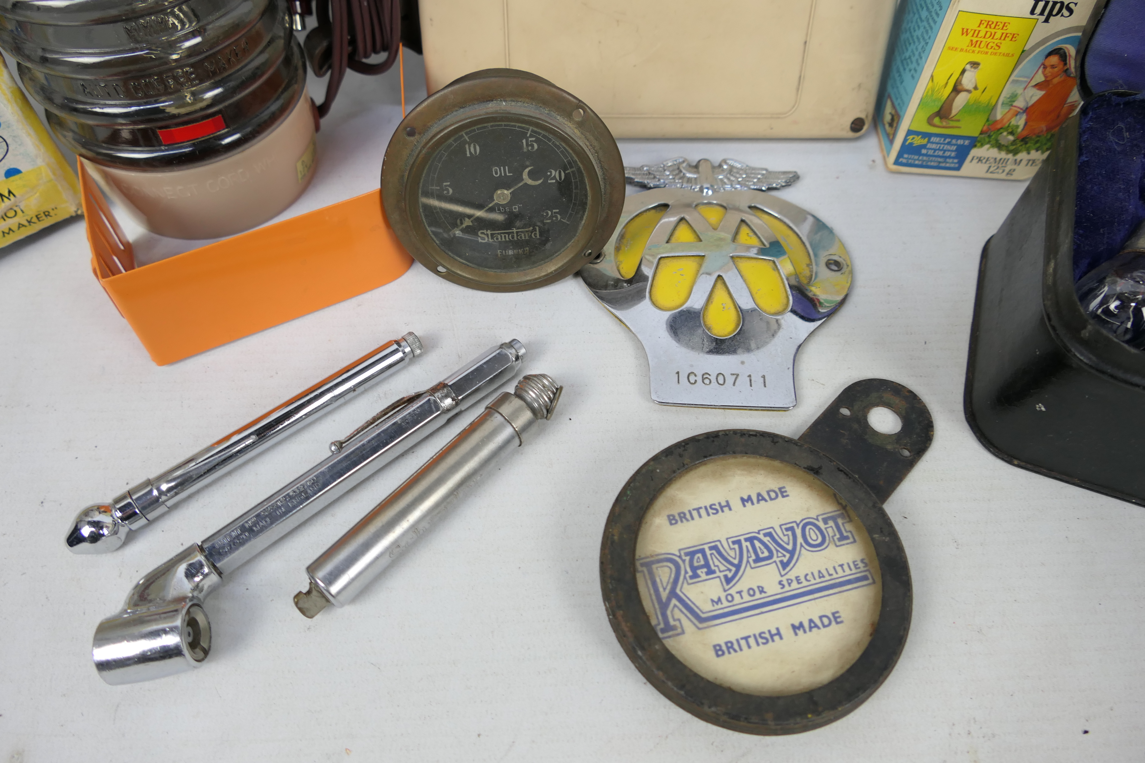 Automobilia - A vintage Auto Mapic type Road Map of Great Britain, AA badge, Standard oil gauge, - Image 3 of 4