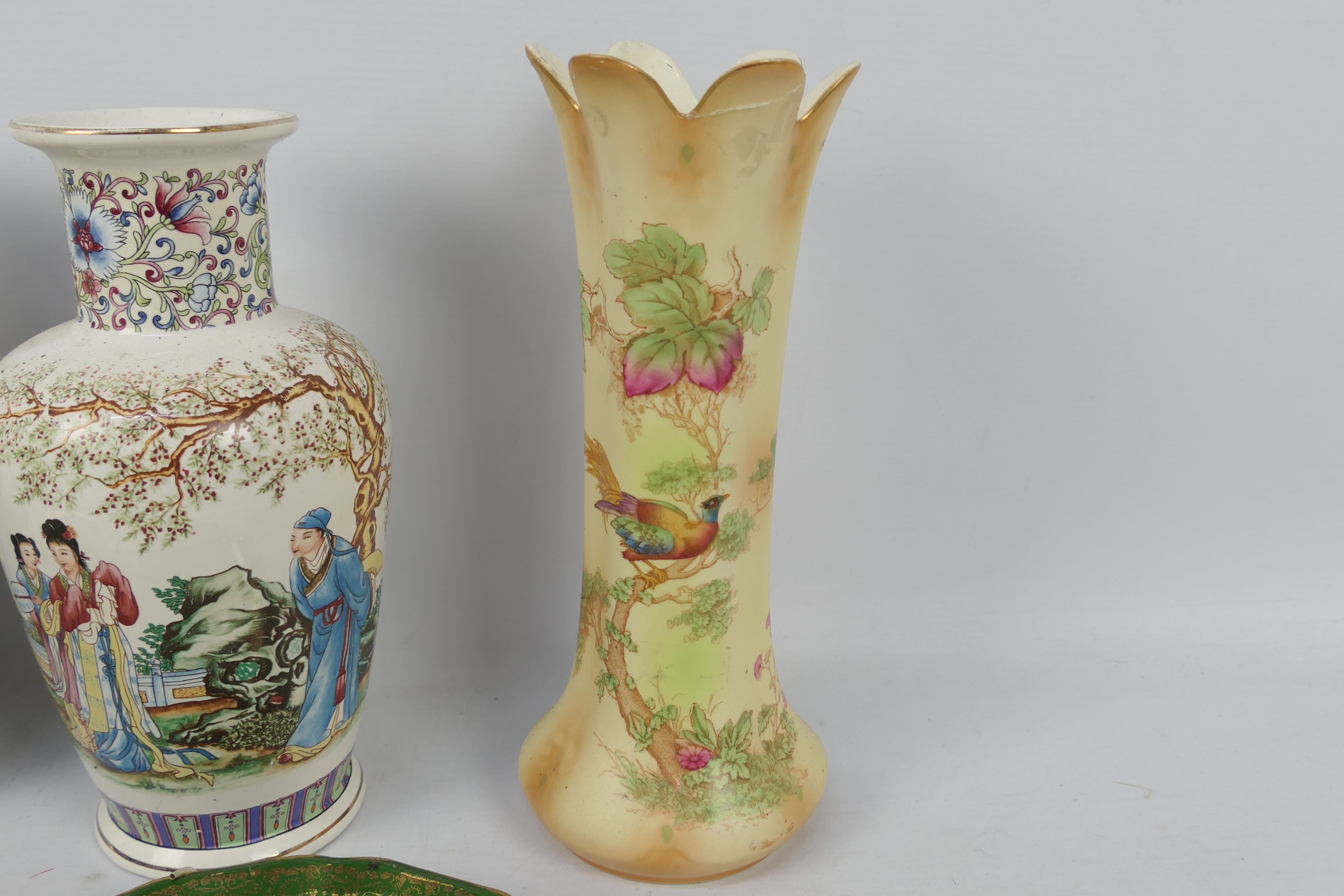 Three Chinese vases, largest approximately 30 cm (h), a Crown Ducal vase and other. - Image 7 of 9