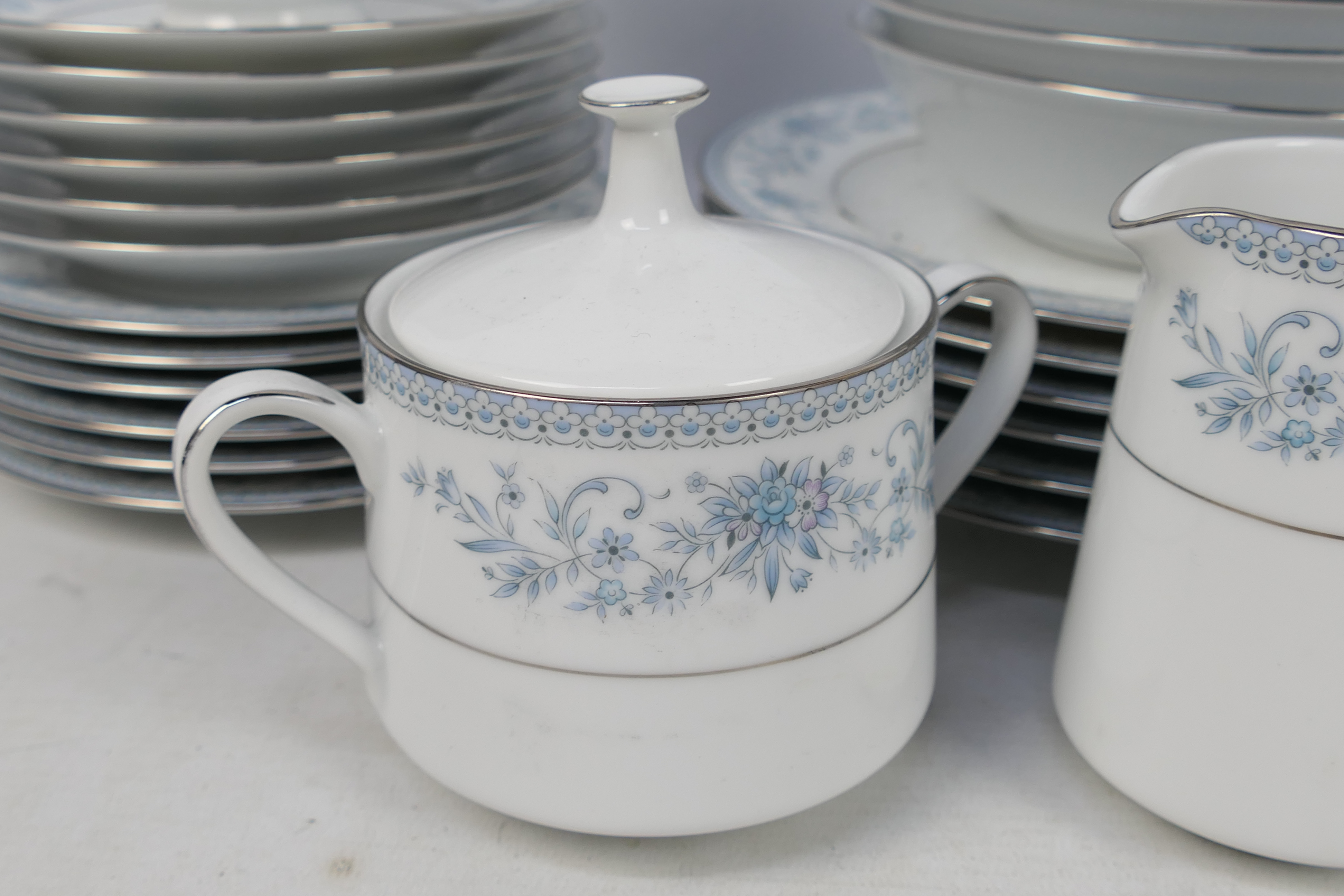 Noritake - A collection of Blue Hill pattern dinner and tea wares, approximately 41 pieces. - Image 2 of 5