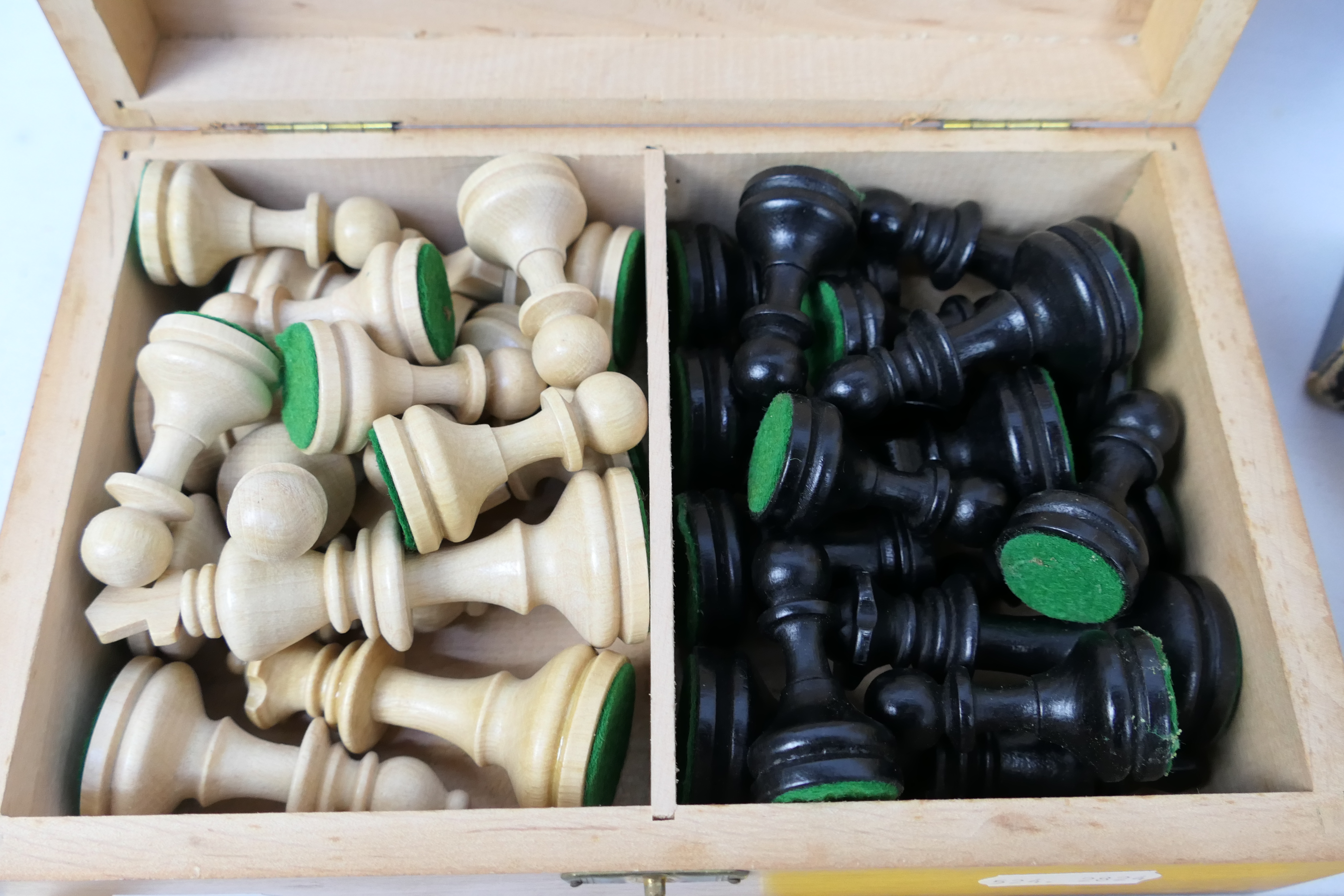 Lot to include a chess set with 9cm King, - Image 2 of 4