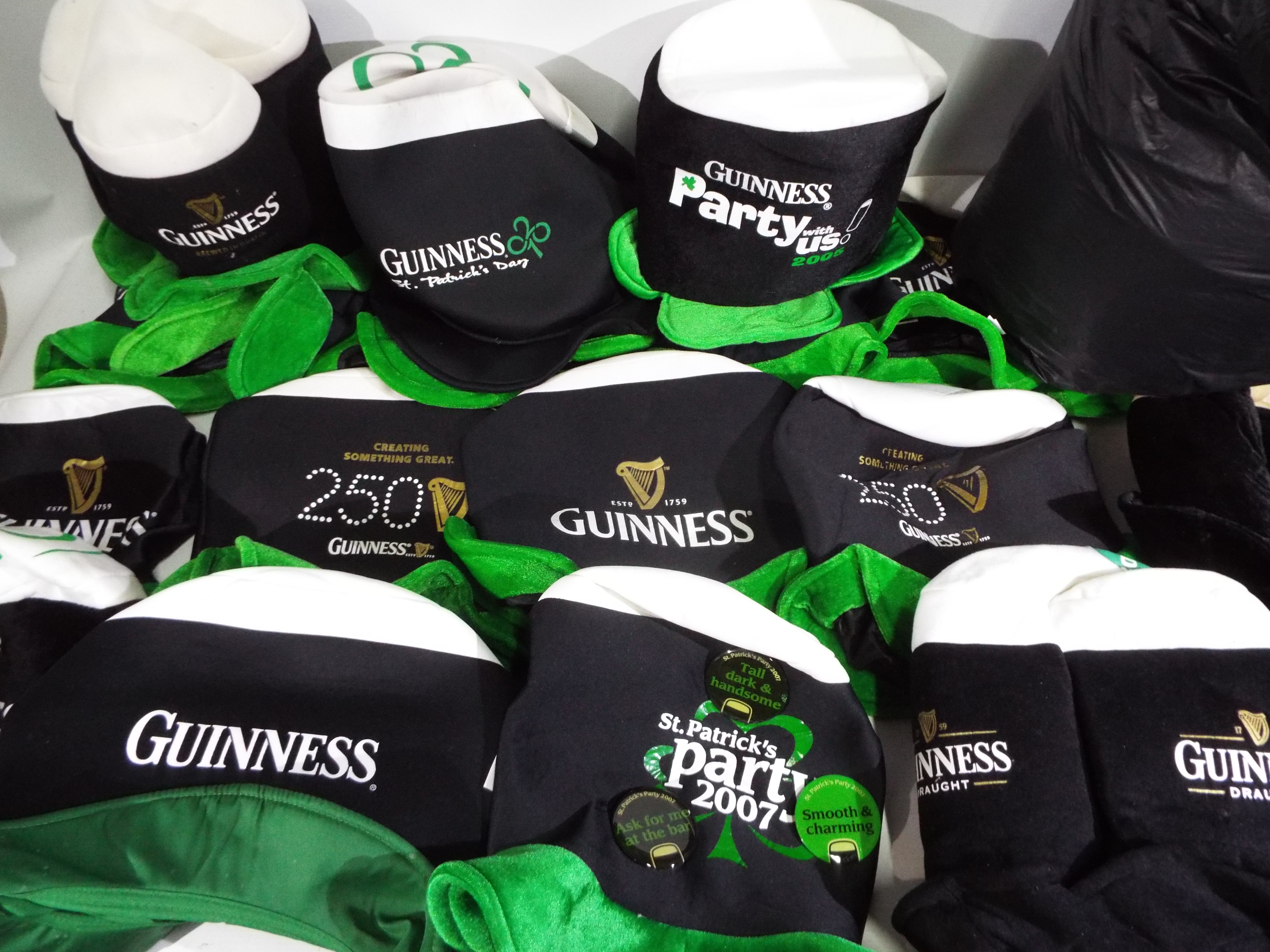 Guinness - A large quantity of Guinness promotional hats. - Image 2 of 4