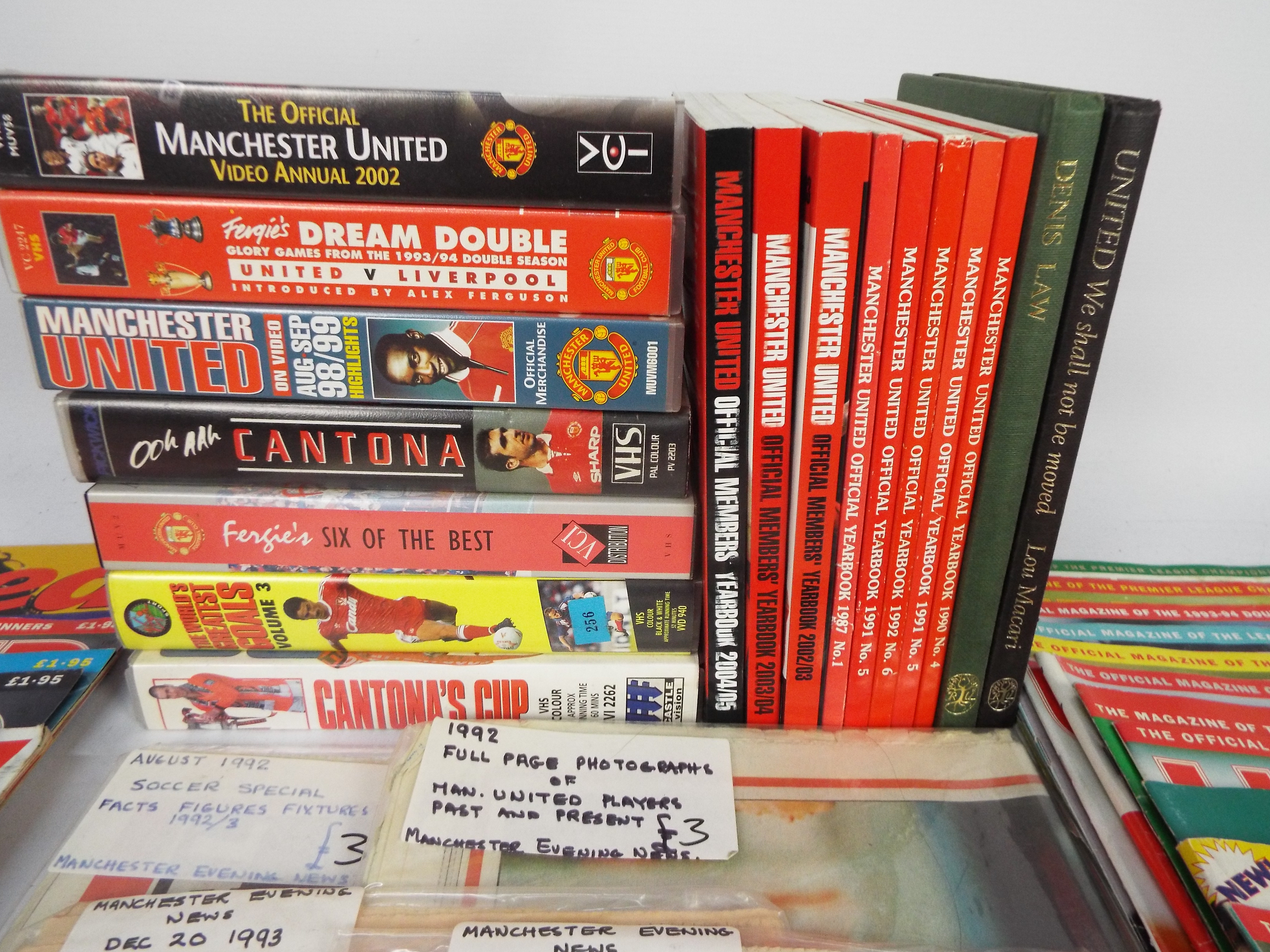 A collection of publications and similar relating to Manchester United Football Club. - Image 2 of 2