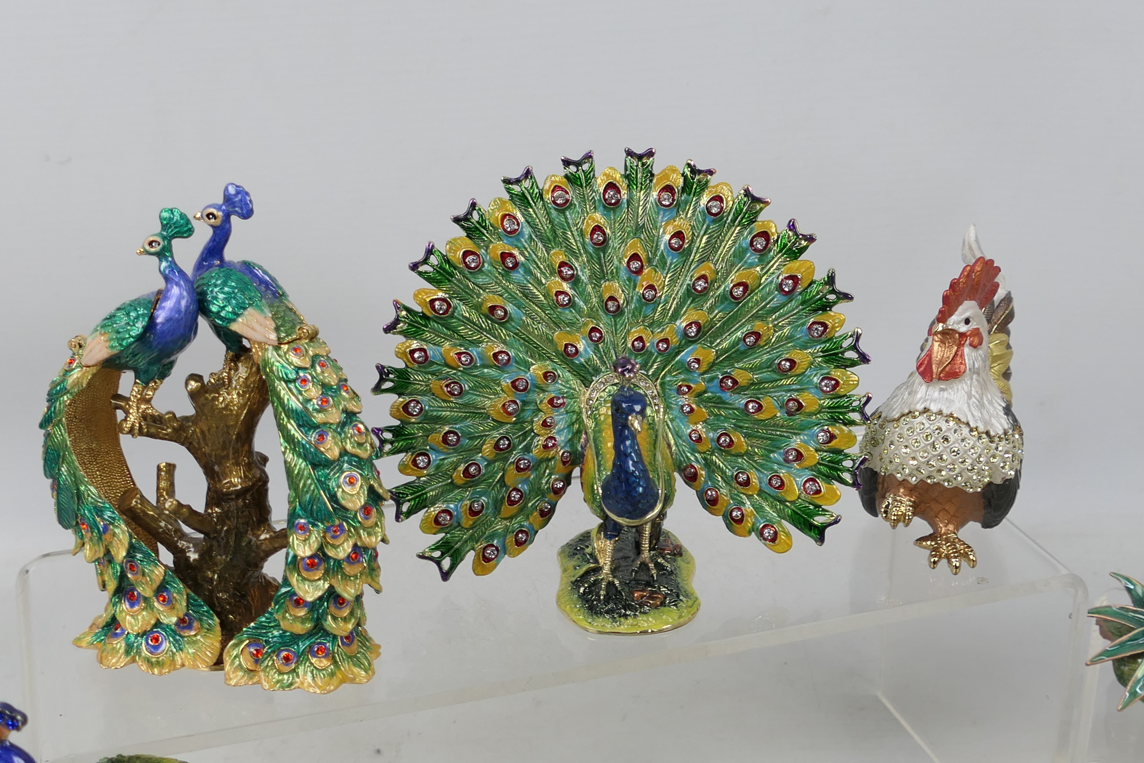 A quantity of stone set / enamelled bird form trinket boxes and similar. - Image 2 of 6