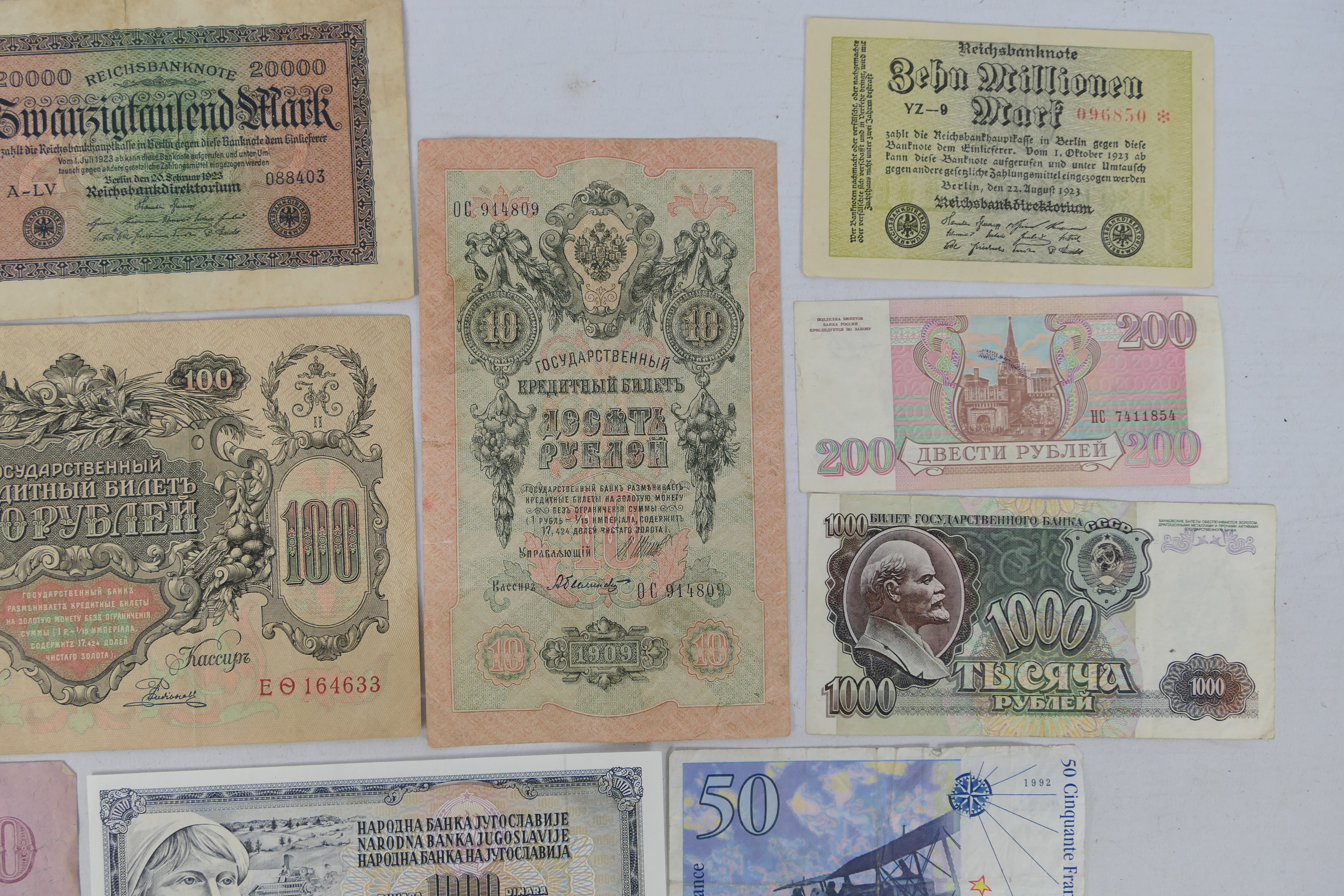 A small collection of banknotes to inclu - Image 4 of 4