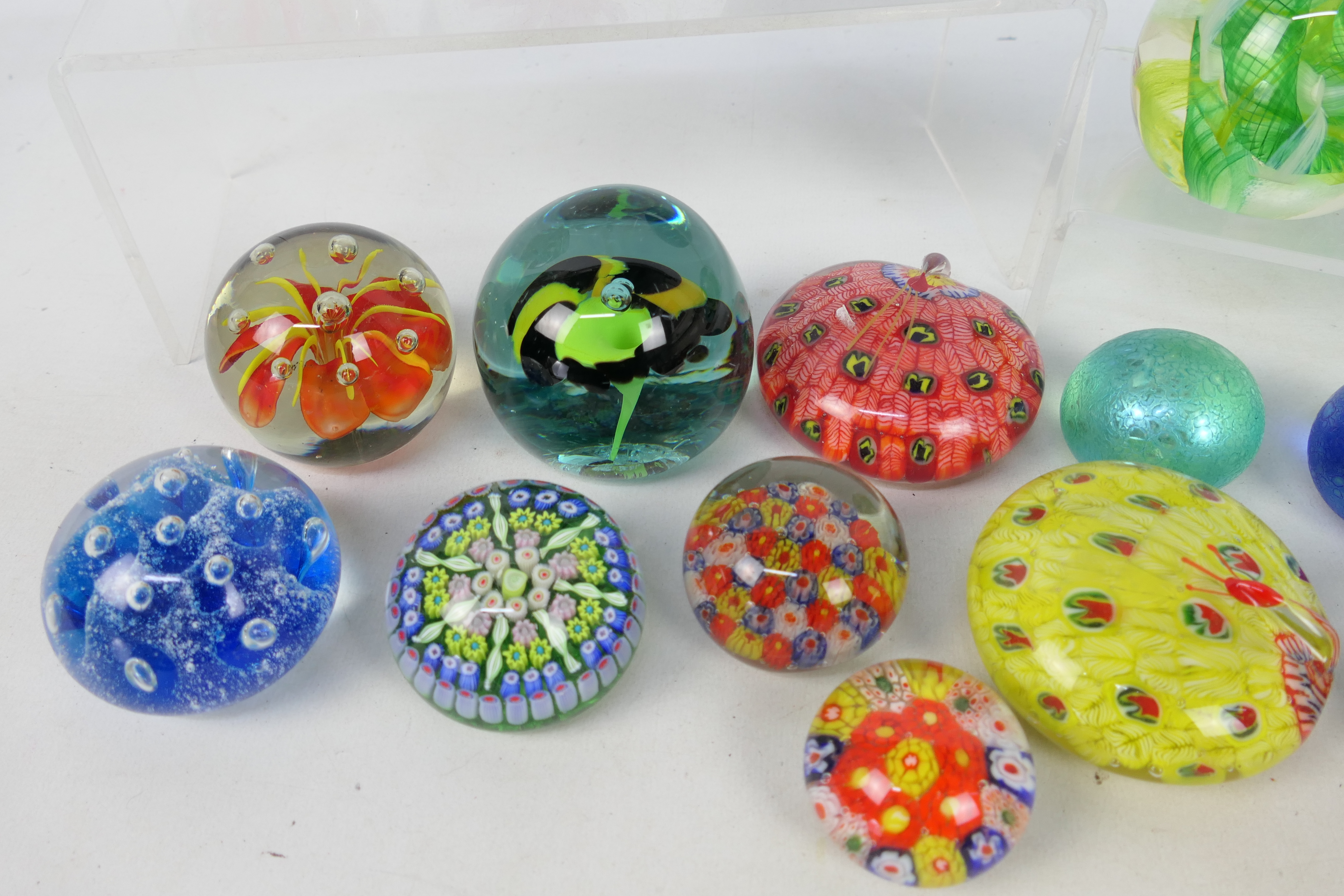 A collection of various paperweights to - Image 2 of 5