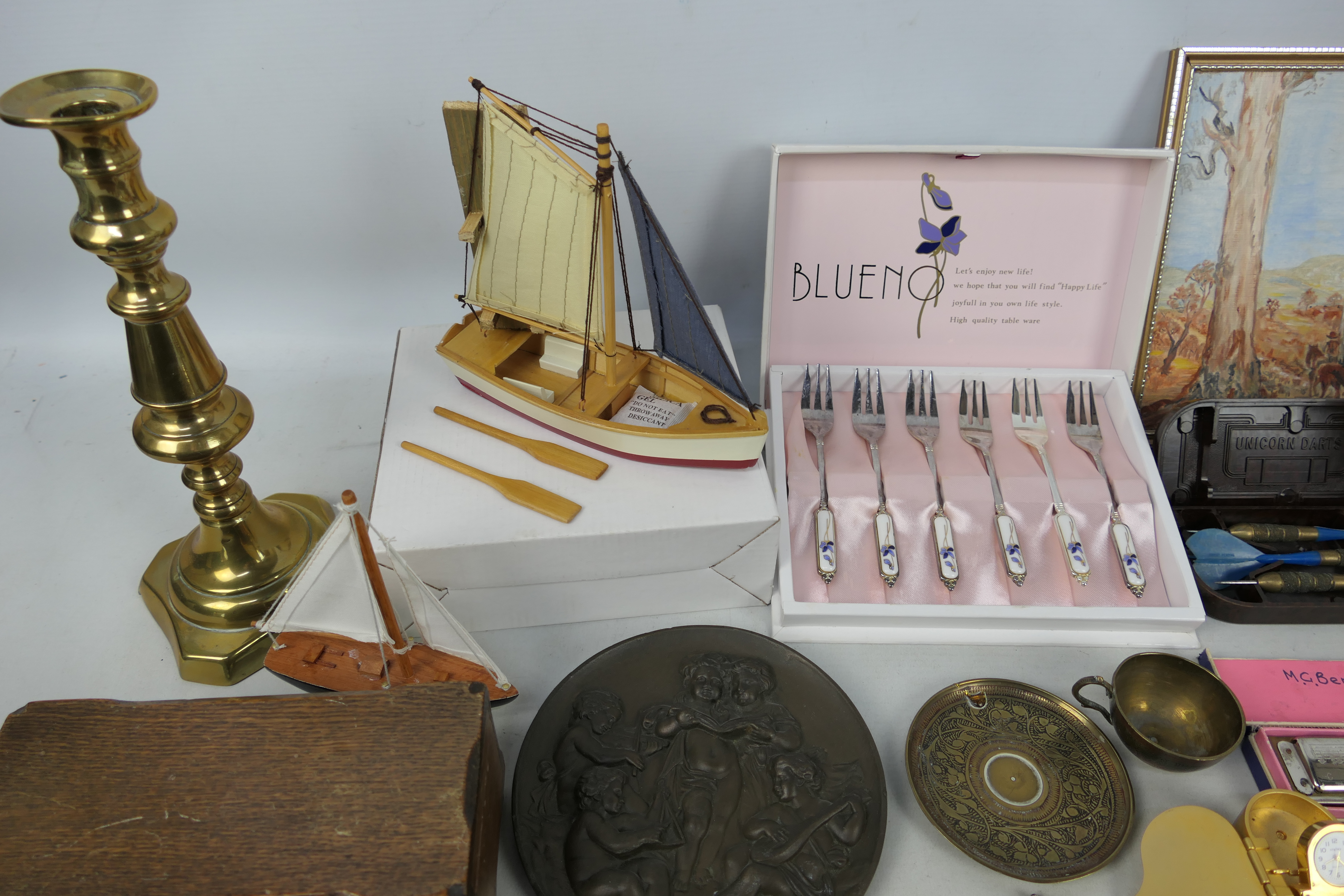 A mixed lot to include brass ware and plated, framed pictures, vintage darts, harmonica and other. - Image 3 of 5