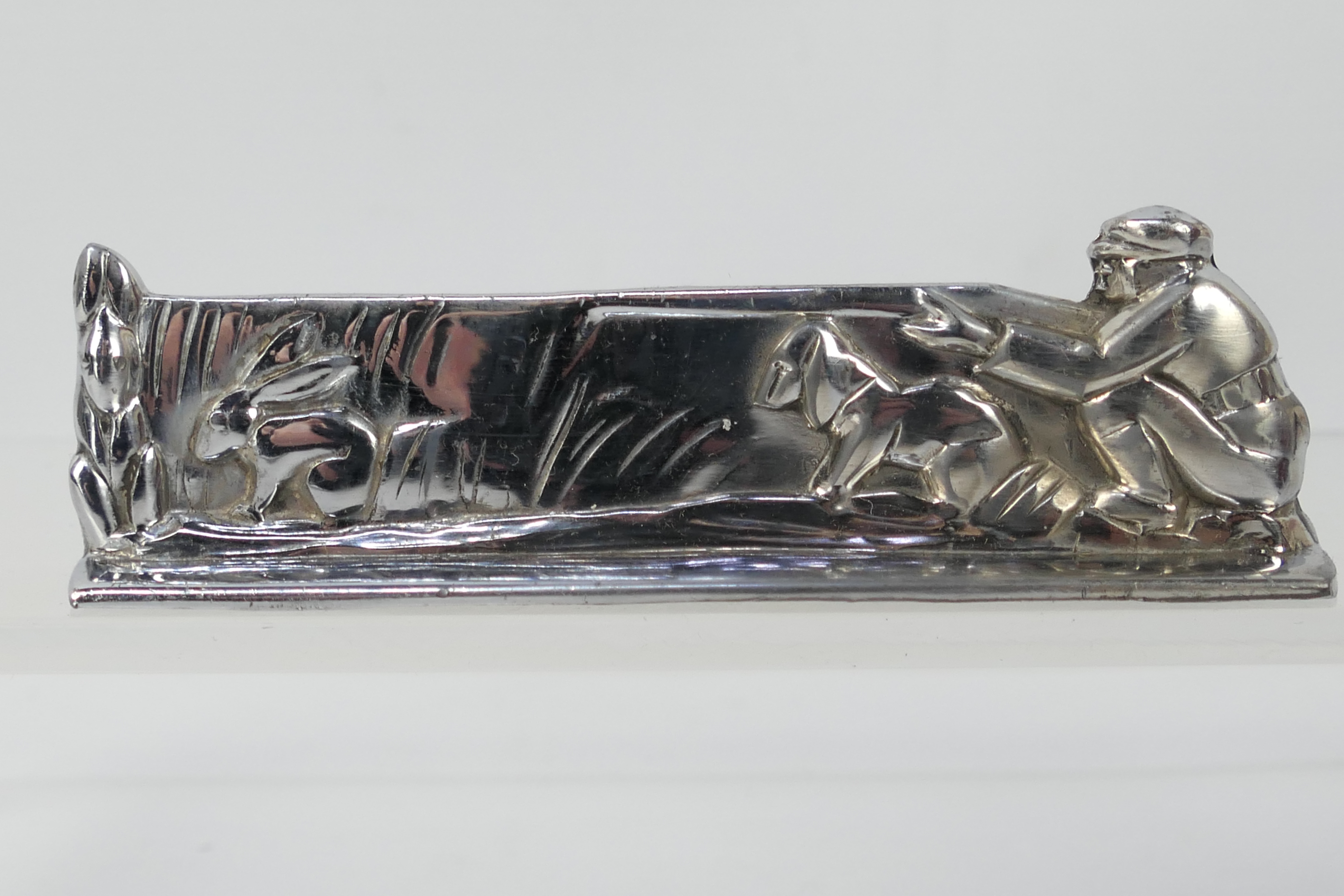 A set of twelve plated knife rests depicting hunting / farming scenes, - Image 3 of 8