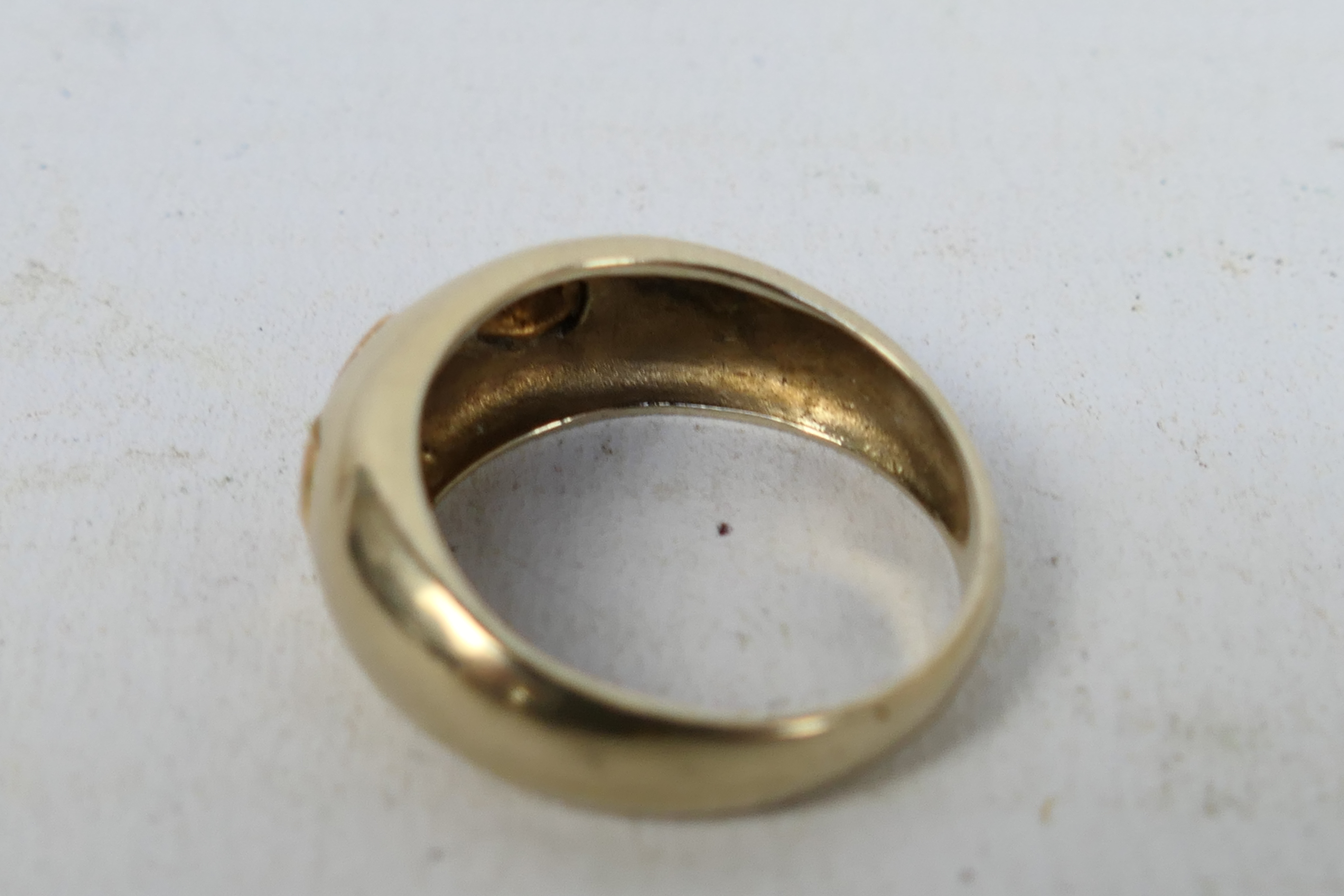 Yellow metal ring, stamped 750 for 18ct, size P, approximately 4. - Image 3 of 3