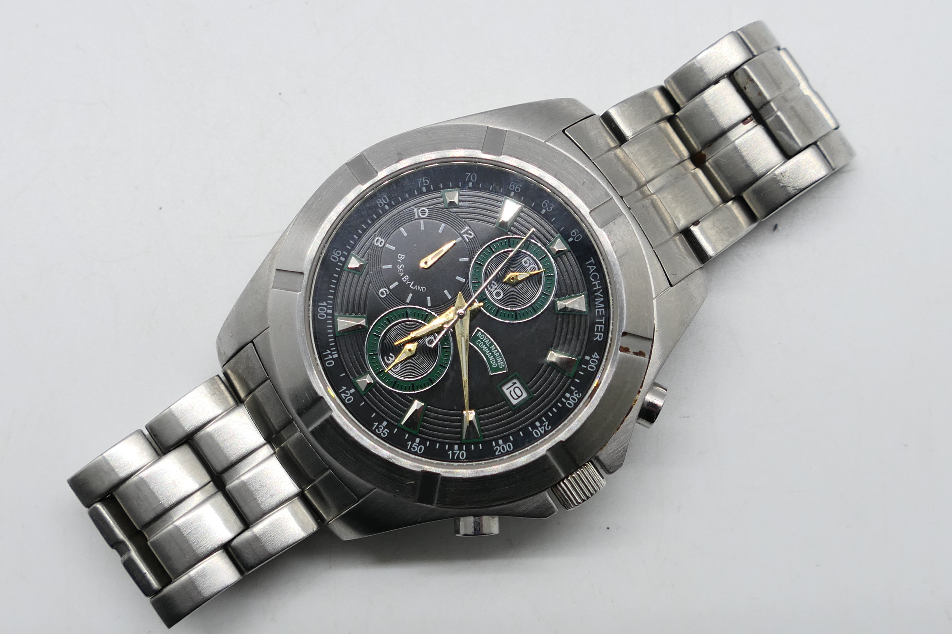 A Royal Marines Commando stainless steel wrist watch. - Image 3 of 5