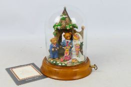 Franklin Mint - A limited edition 'The Teddy Bear Wedding Musical Bell Jar' by Carol Lawson - Jar