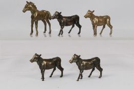 5 x bronze cow and horse figures. All in similar sizes. Largest is 4 1/2 cm (l).