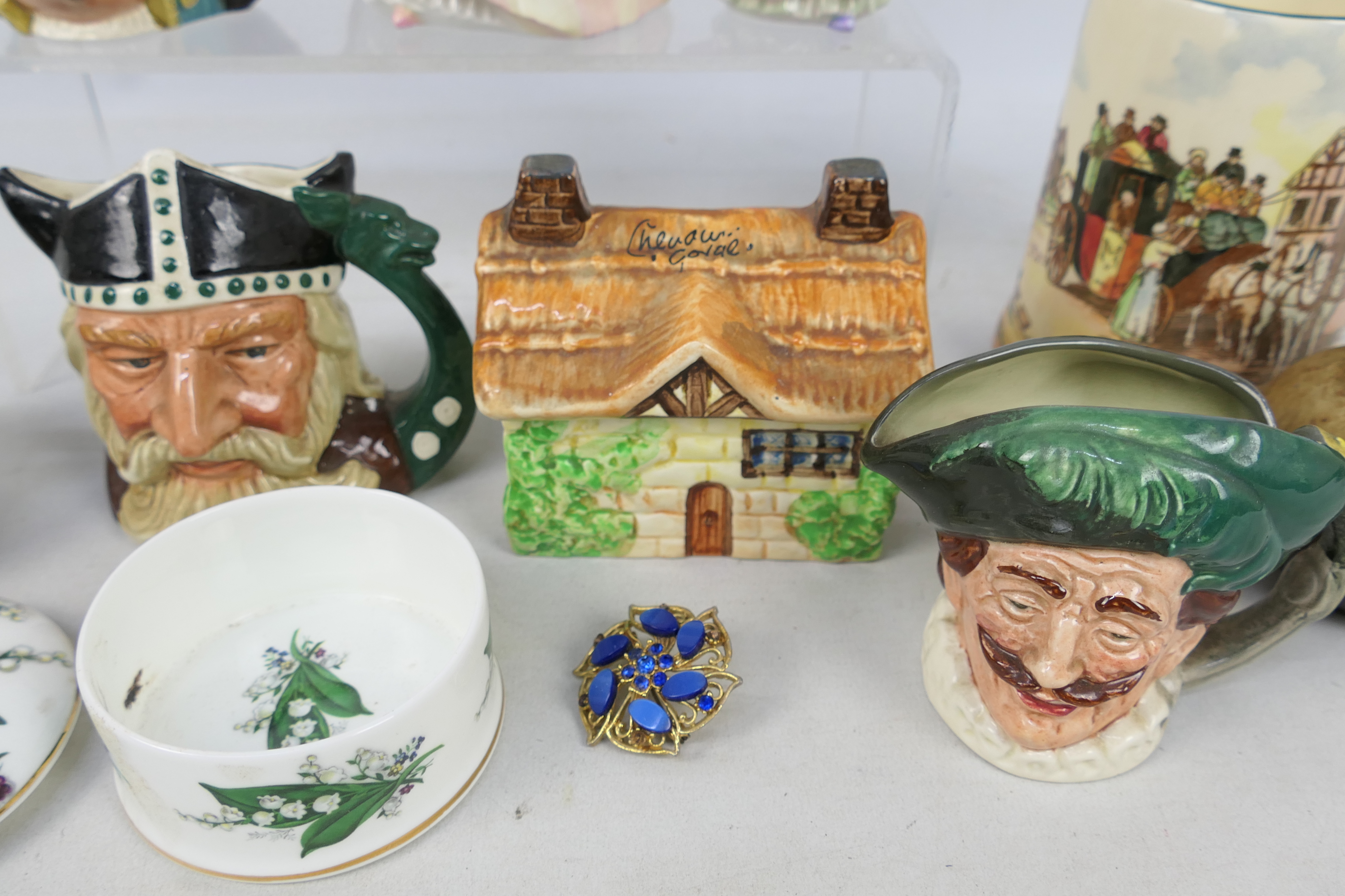 Mixed ceramics to include Royal Doulton. - Image 4 of 5