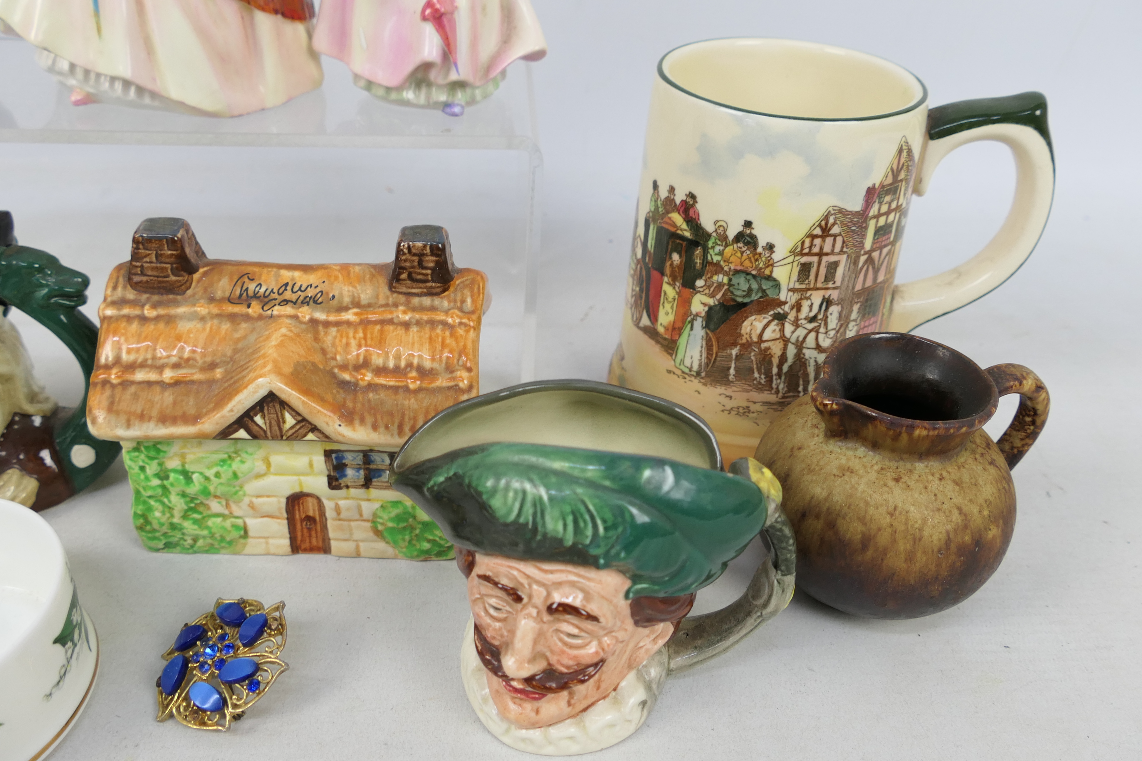 Mixed ceramics to include Royal Doulton. - Image 5 of 5