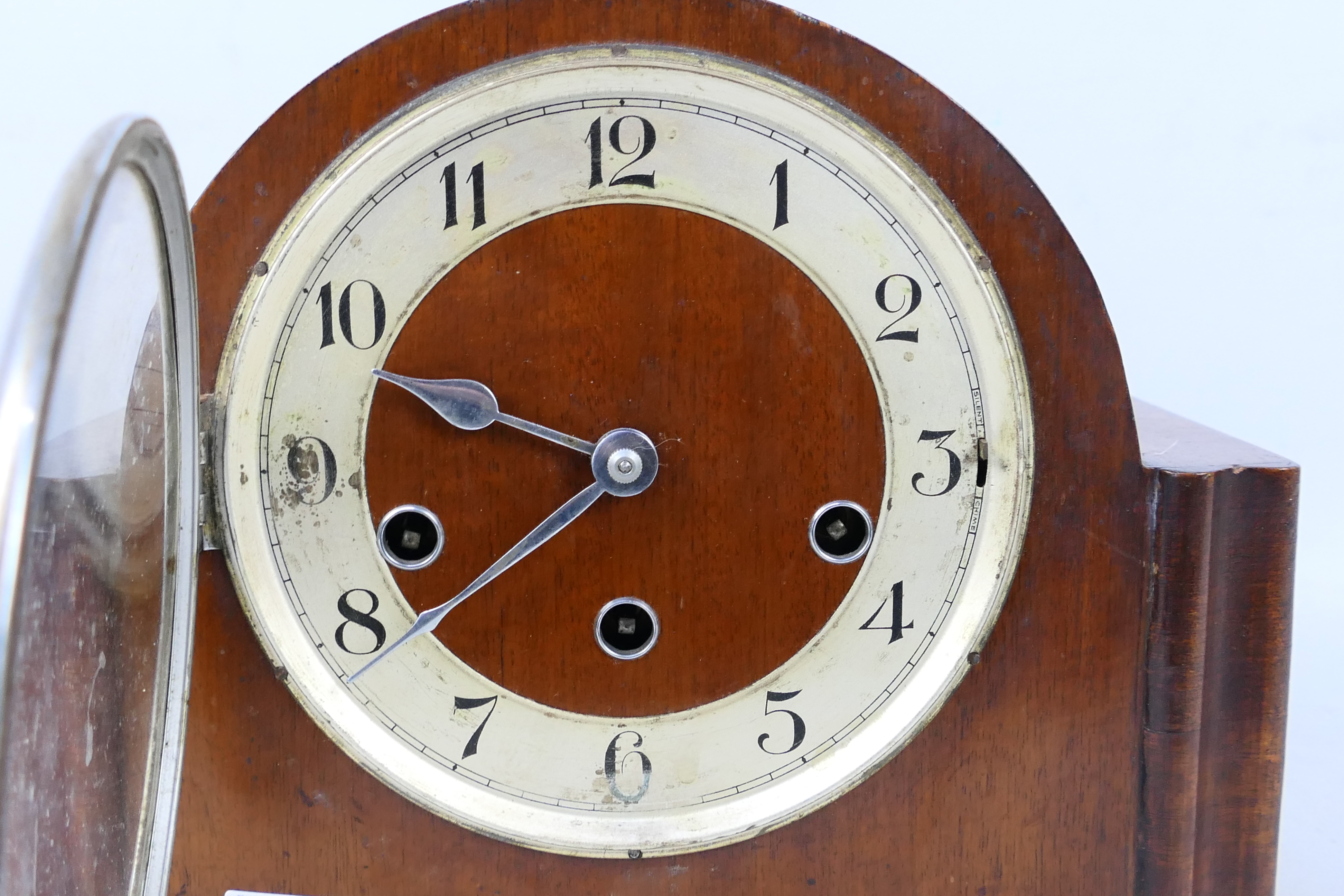 An Art Deco styled oak cased Westminster chiming mantel clock, opening chrome bezel, - Image 2 of 5