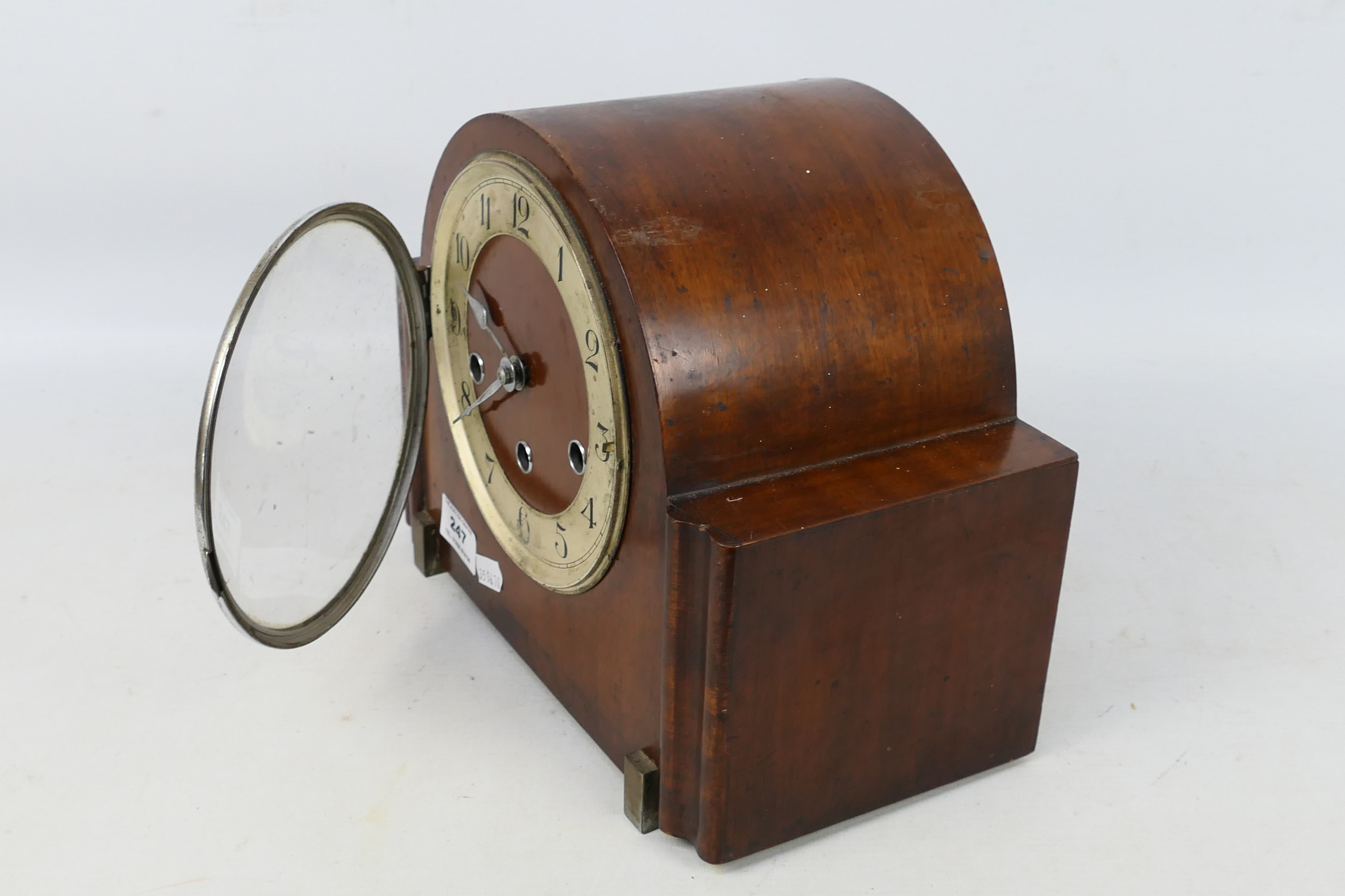 An Art Deco styled oak cased Westminster chiming mantel clock, opening chrome bezel, - Image 3 of 5