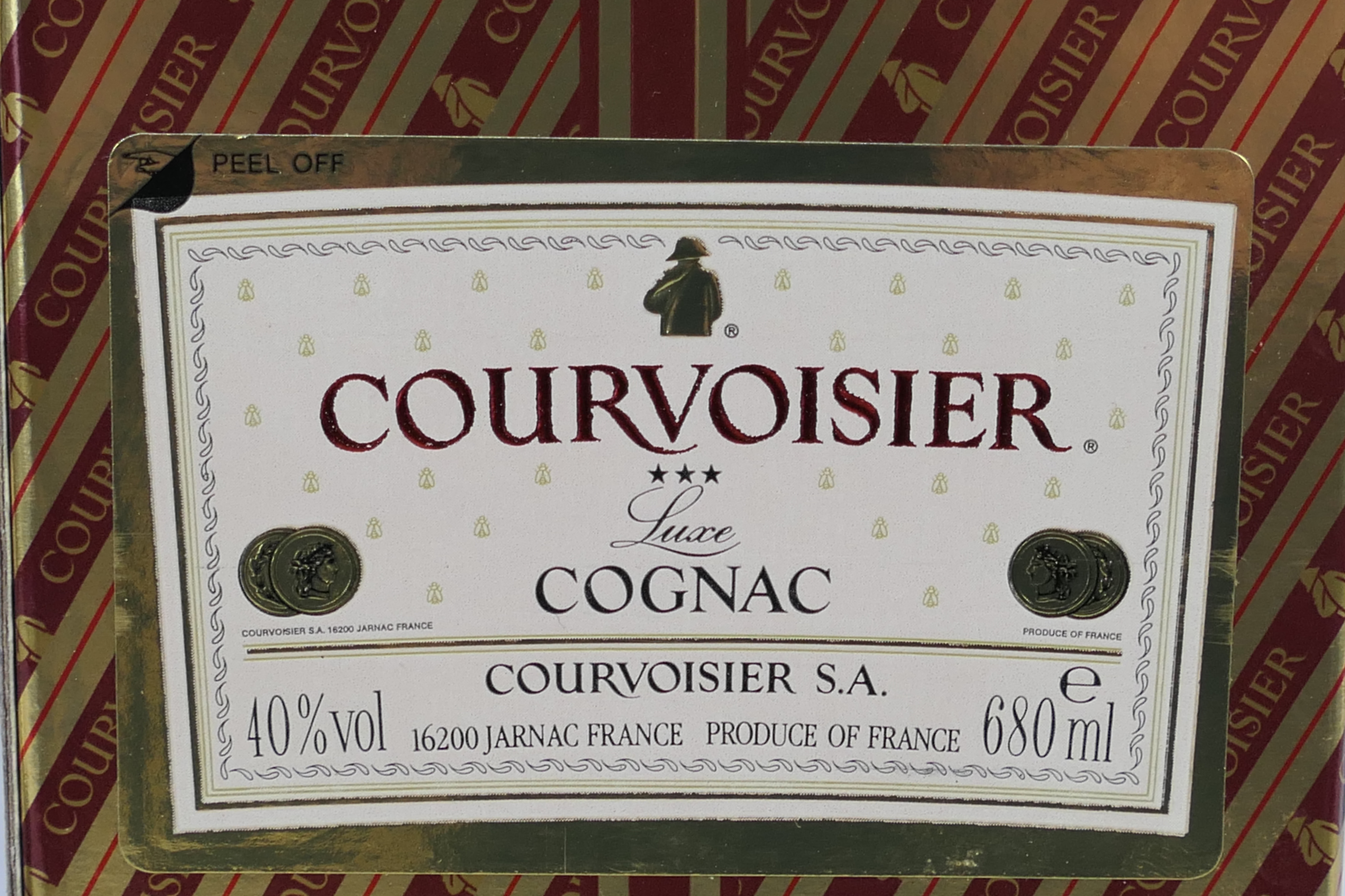Cognac - Courvoisier *** Luxe, 680ml, 40% vol, level upper shoulder, contained in carton. - Image 5 of 5