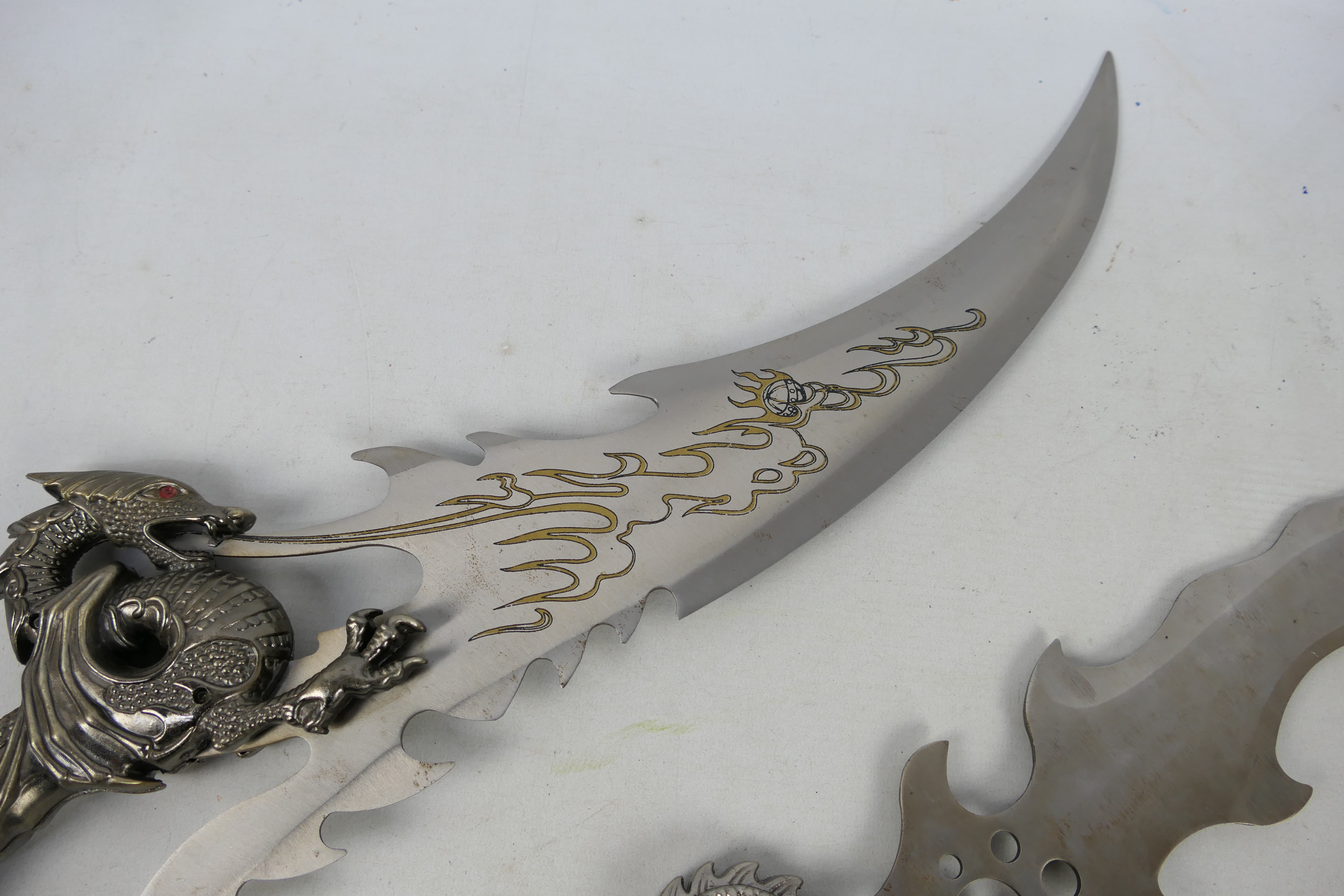 Two decorative Fantasy blades with dragon form hilts, approximately 55 cm (l). - Image 3 of 6