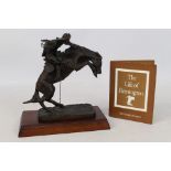 Franklin Mint - A Life of Remington 'Broncho Buster' bronze statue by Franklin Mint.