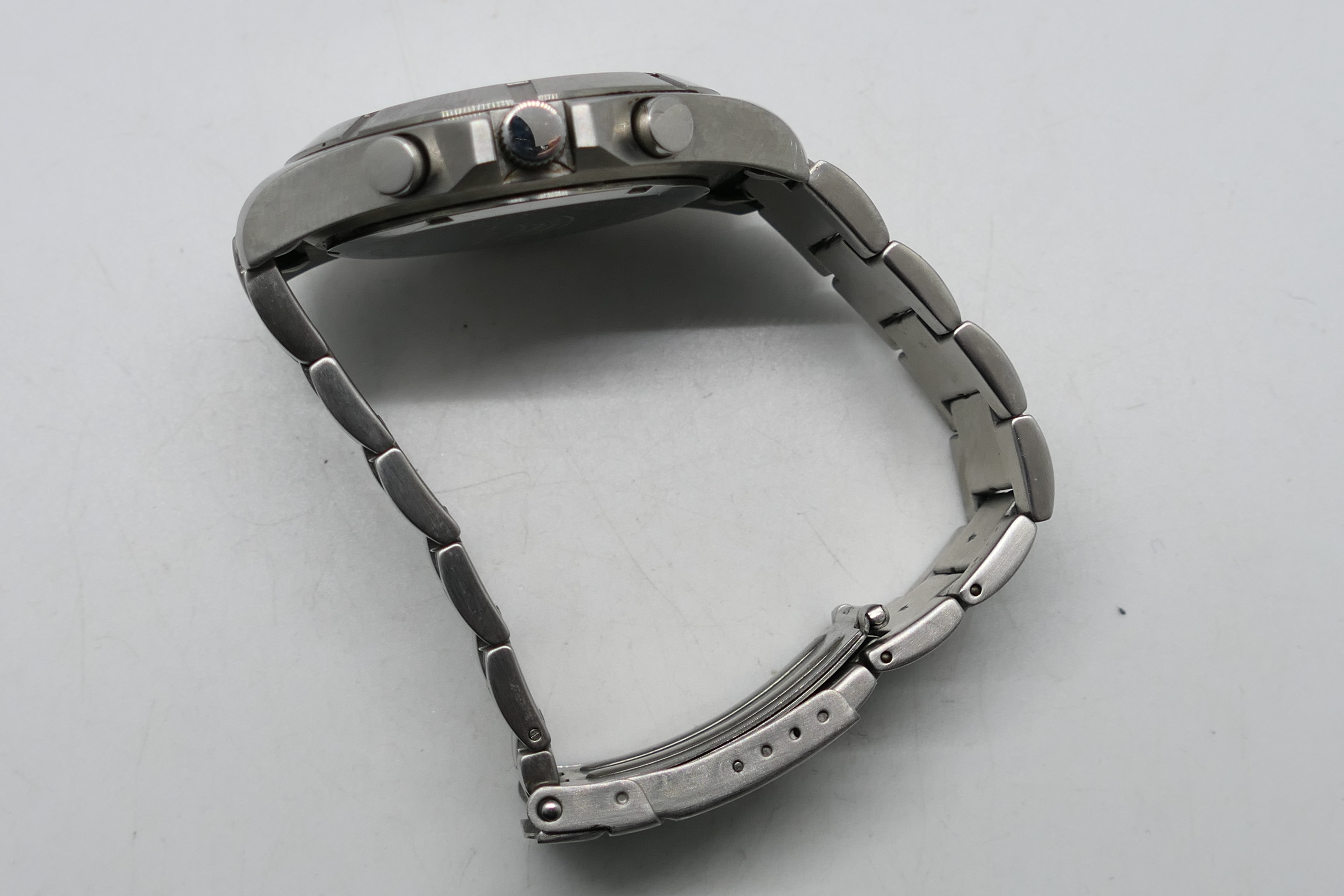 A Royal Marines Commando stainless steel wrist watch. - Image 4 of 5