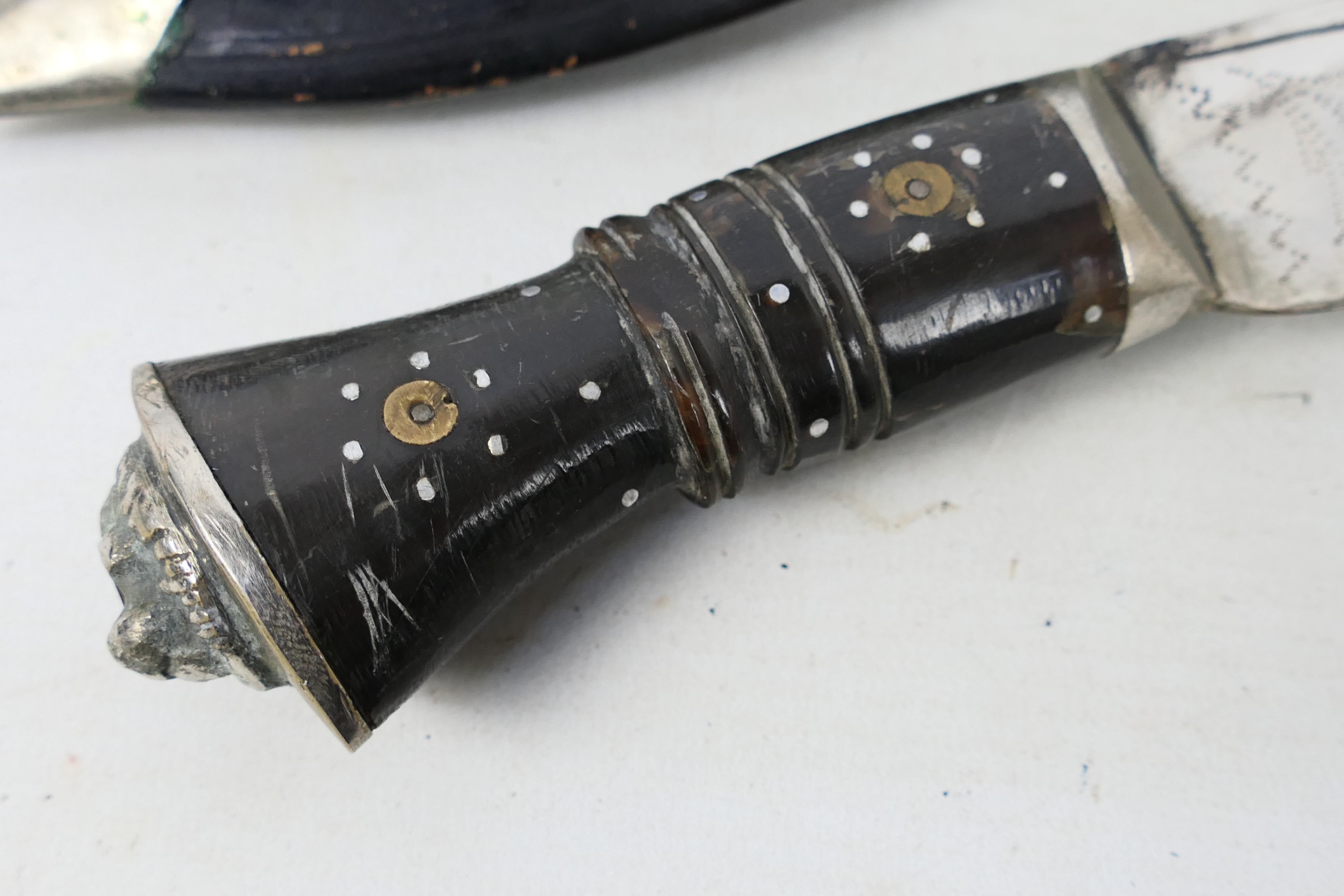 An Indian kukri knife with lion head pom - Image 8 of 8