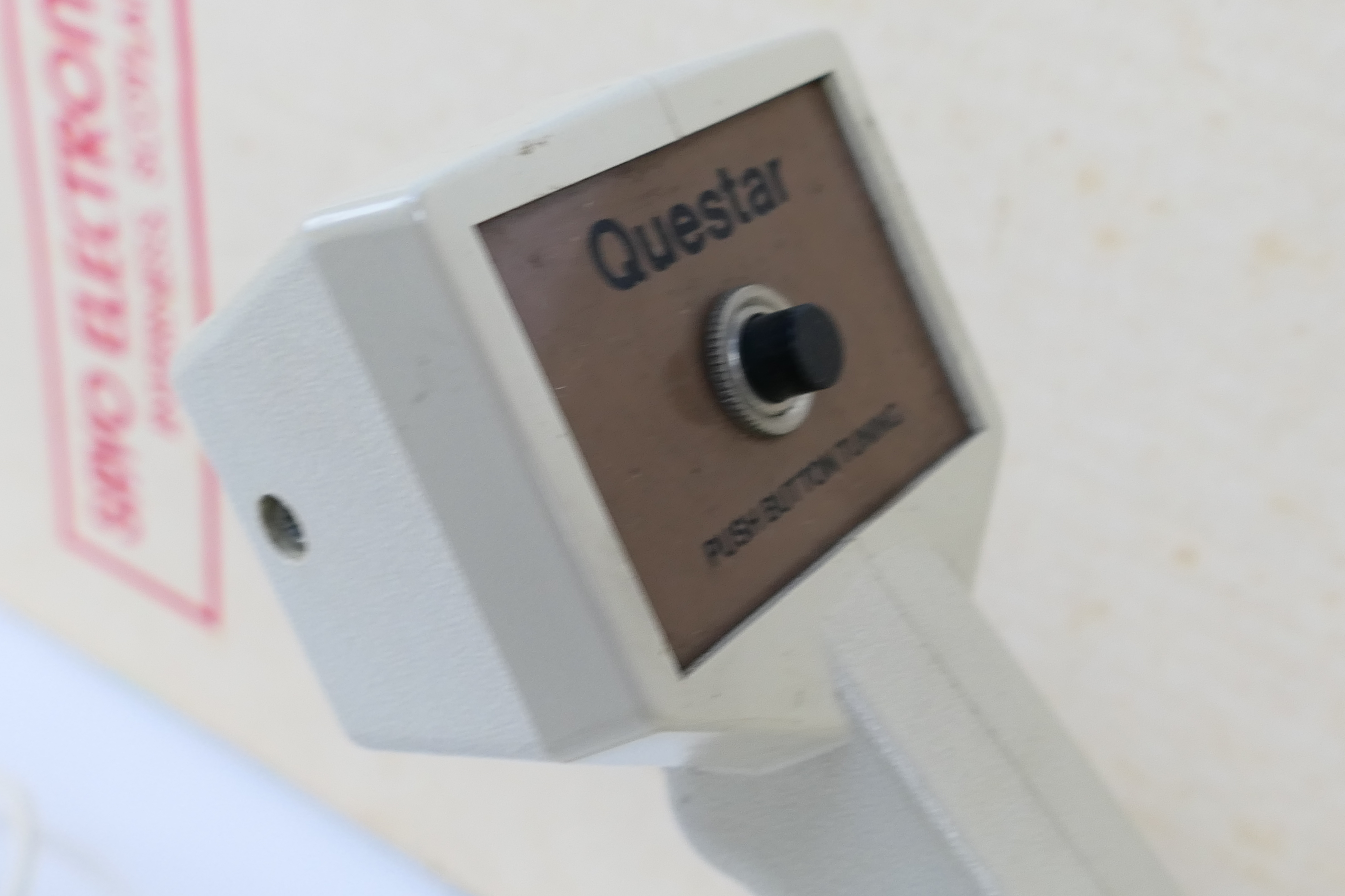 Questar - A Questar metal detector. Meta - Image 4 of 5