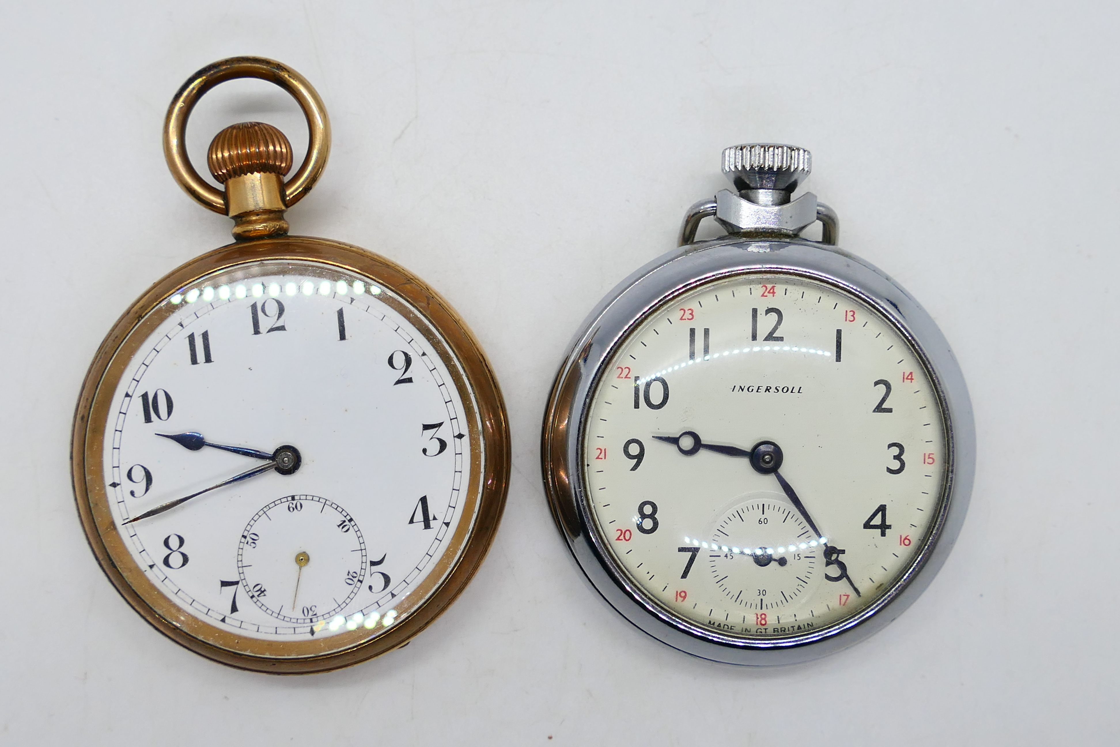 A yellow metal pocket watch, Arabic numerals on a white dial with subsidiary seconds dial,