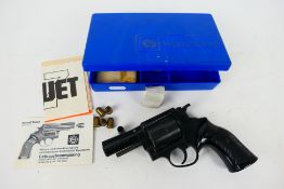 Geco / Dynamit Nobel - A blank firing pistol, model 390G, contained in original box.