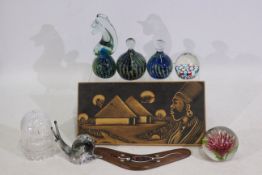 Mdina, Other - Lot includes 5 x glass paperweights (three paperweights are Mdina),