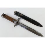 Italian 1938 pattern Mannlicher Carcano knife bayonet (fixed), 18 cm fullered blade,