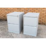 Two metal filing cabinets measuring 71 cm x 47 cm x 62 cm.