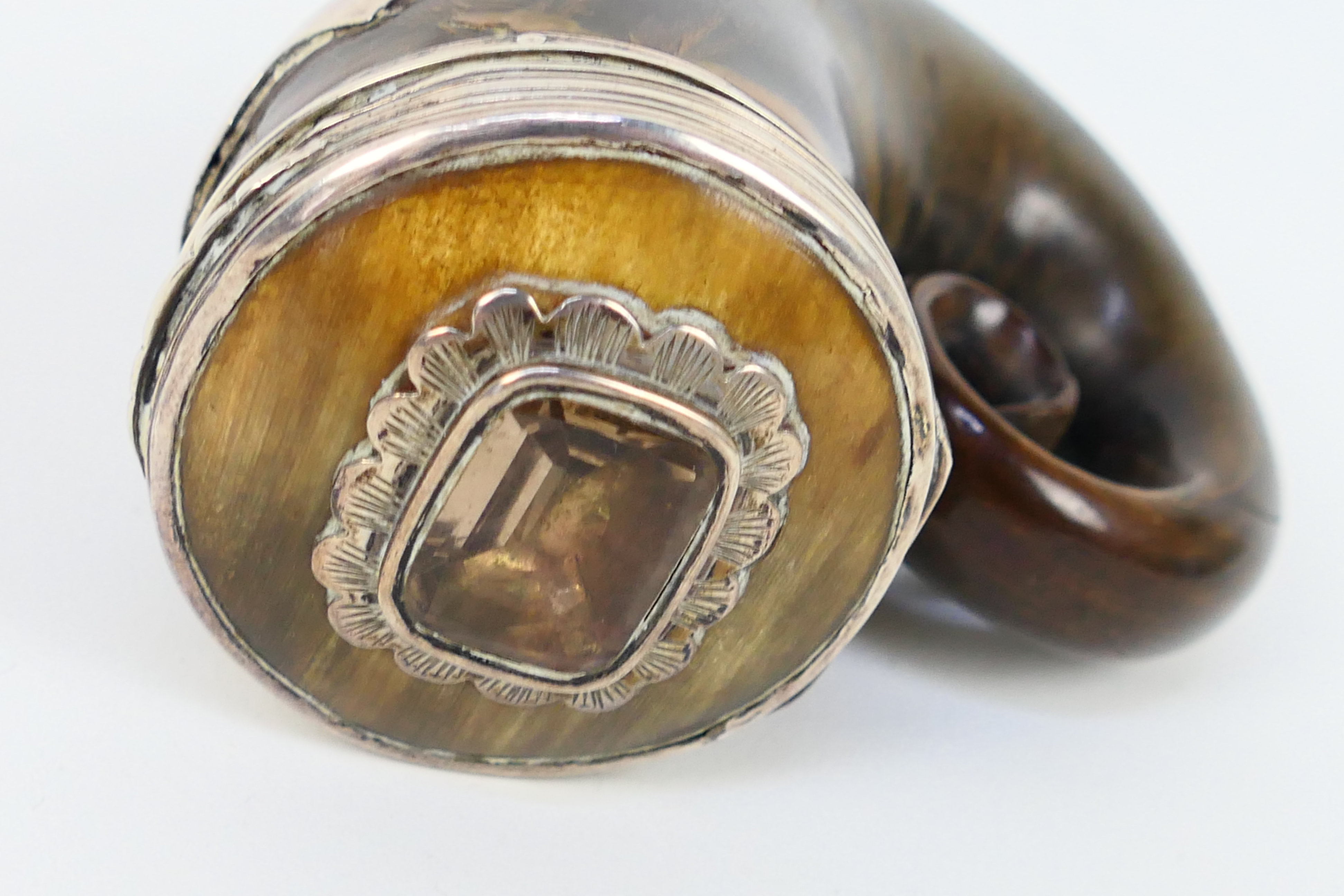 A 19th century Scottish ram's horn snuff mull, the white metal hinged lid set with central stone, - Image 2 of 3