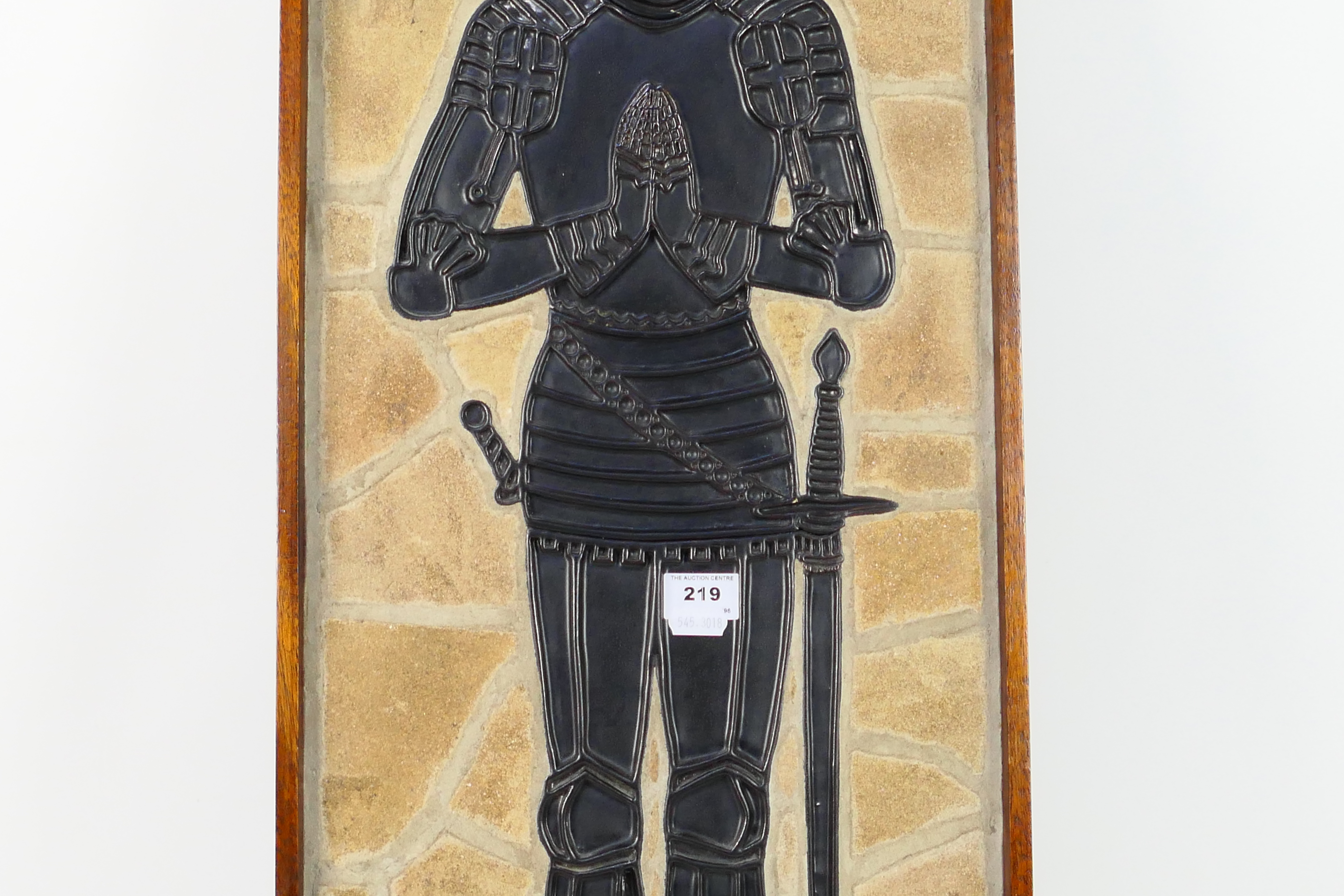 An interesting piece of wall art depicting a knight, - Image 3 of 5