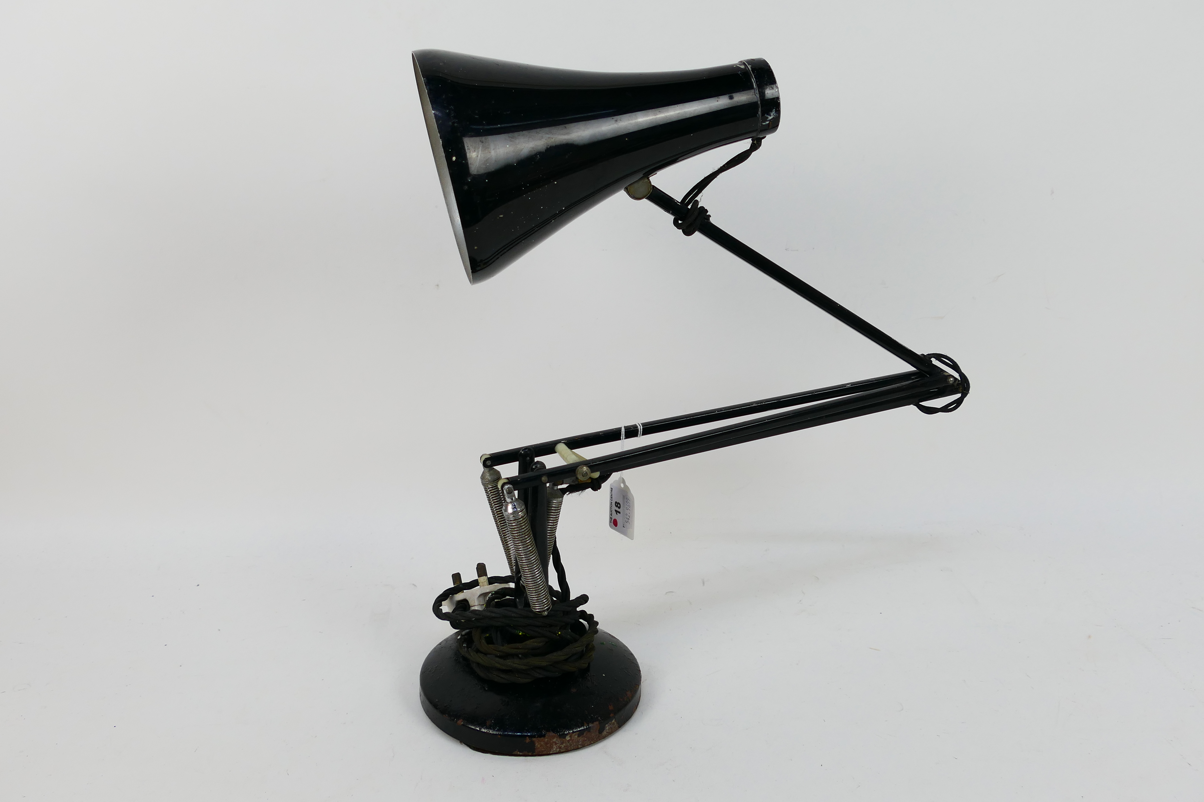 A vintage Anglepoise lamp, model 75.