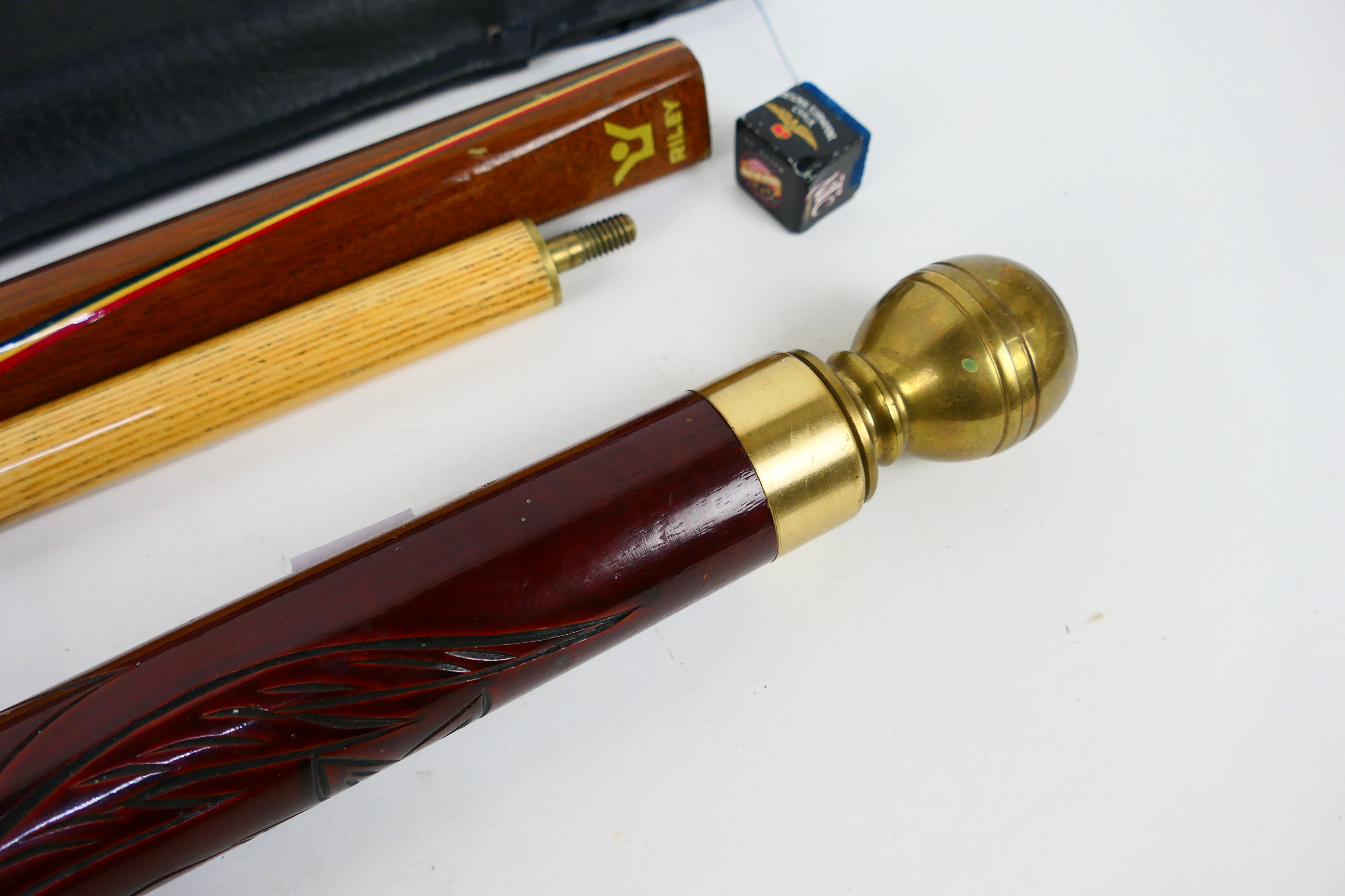 Three vintage pool cues comprising two Riley examples, - Image 2 of 6
