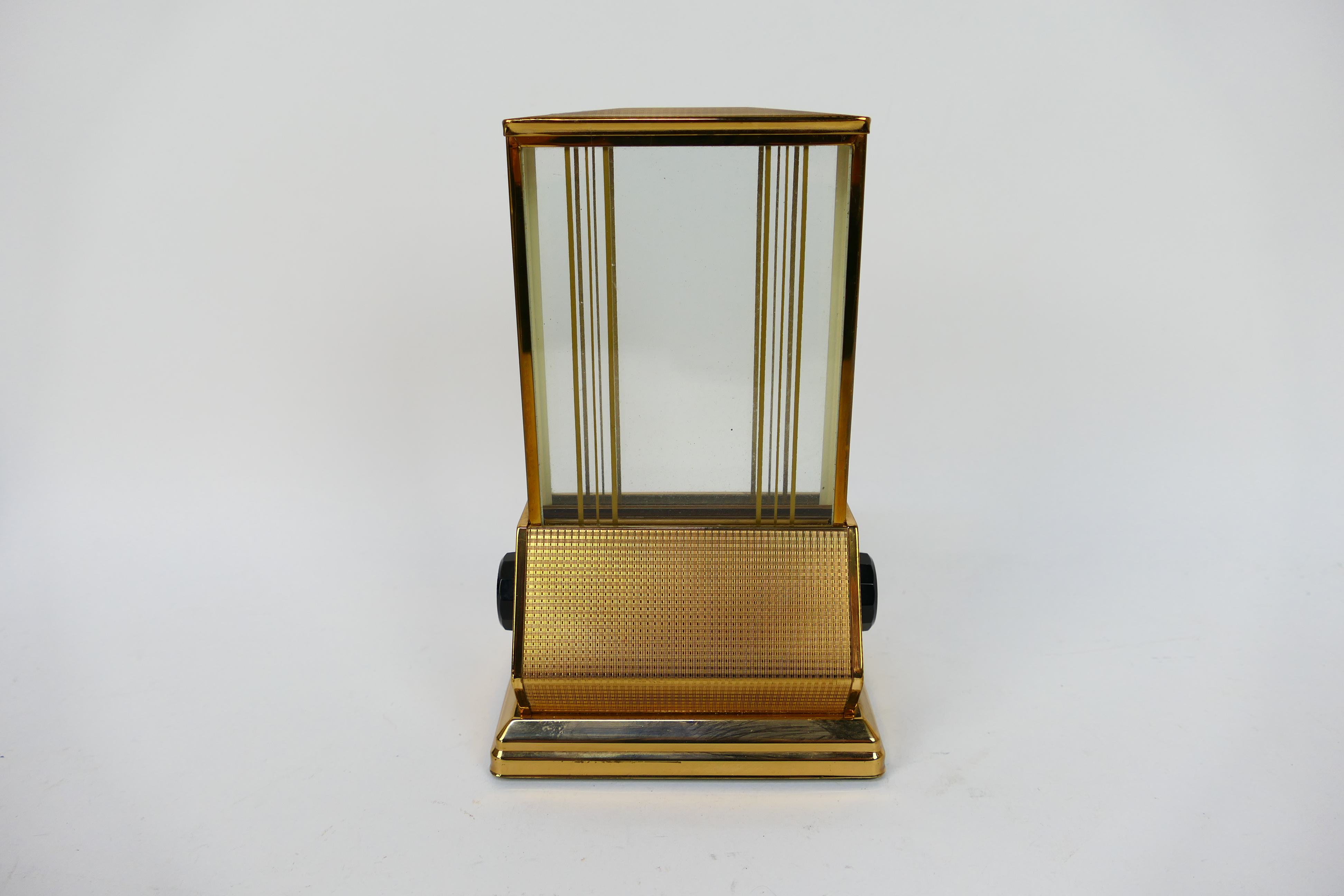 A gilt metal cigarette dispenser with twin glazed panels, approximately 18 cm x 11. - Image 3 of 3