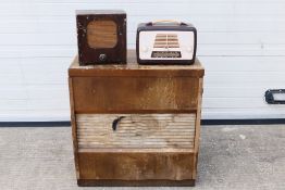 A HMV Radiogram, model 1622,