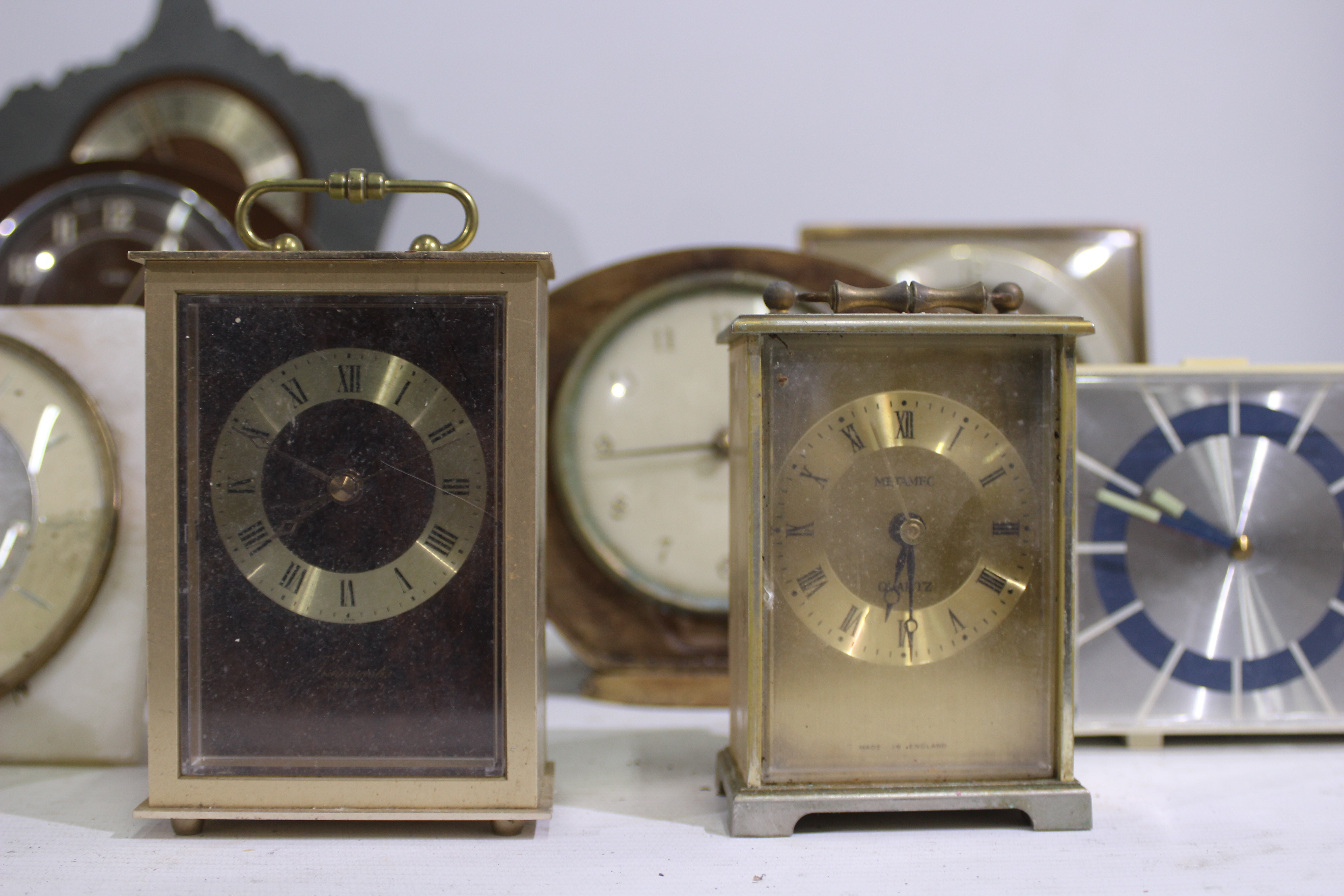 A quantity of vintage clocks to include Metamec, Westclox and other. - Image 3 of 5