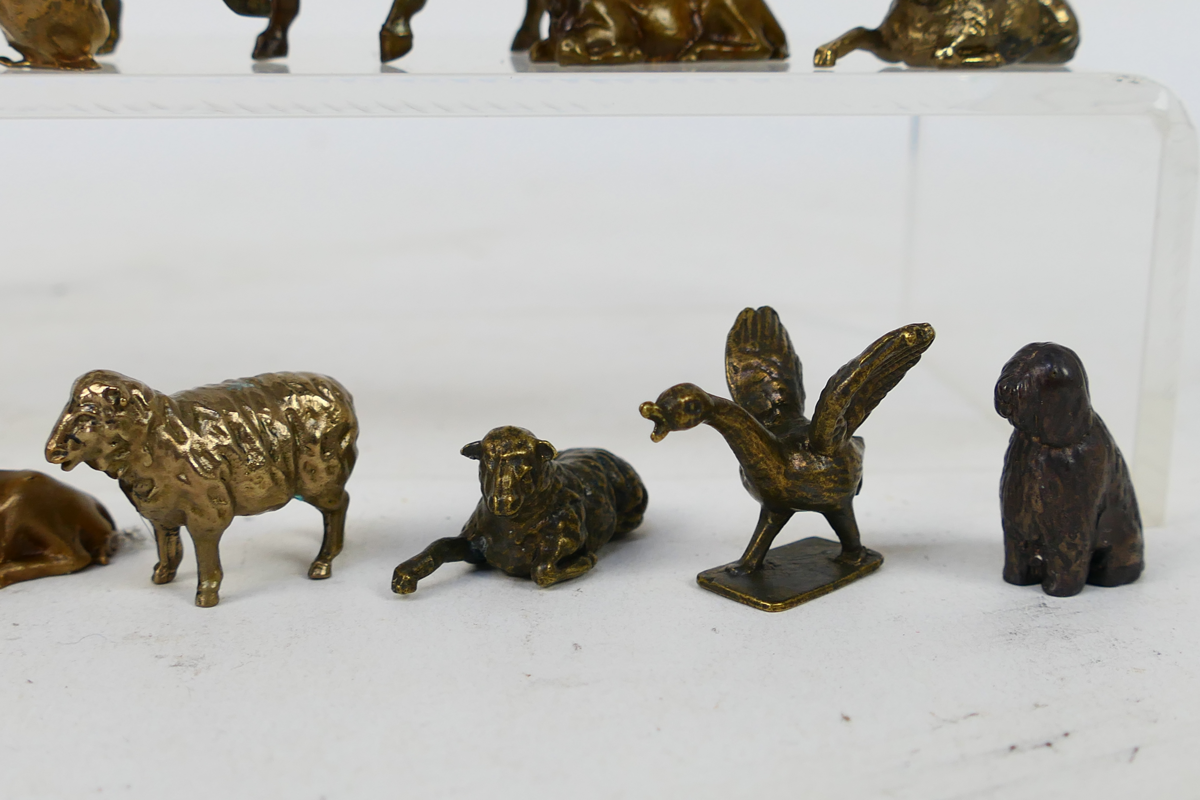 A collection of bronze figures of animals to include horse, bull / cows, sheep, birds, - Image 5 of 5