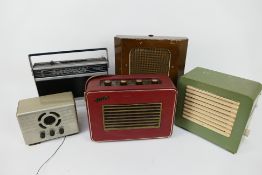 Vintage radios to include a Hacker Herald, Steepletone,