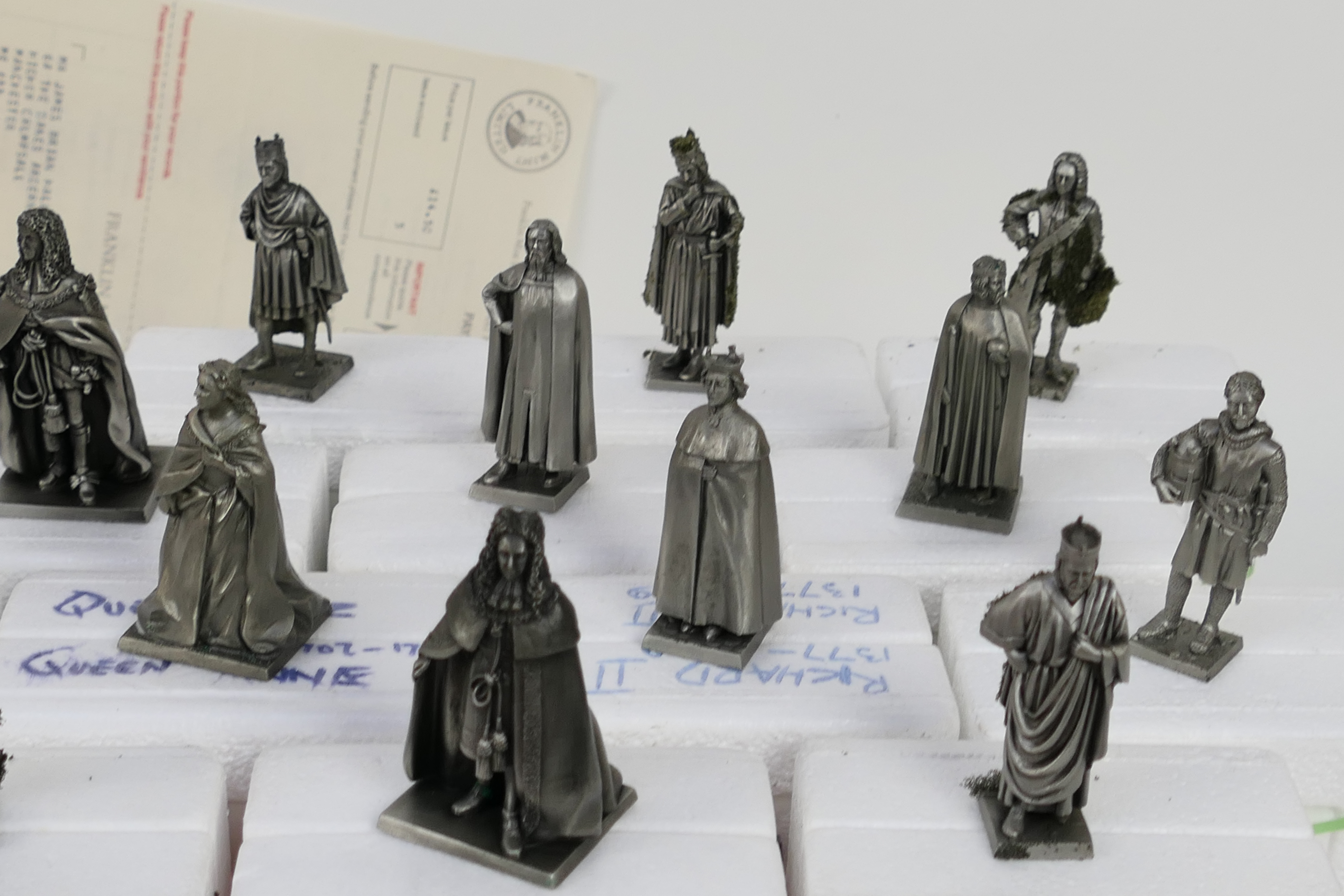 Thirty five miniature pewter figures fro - Image 5 of 8