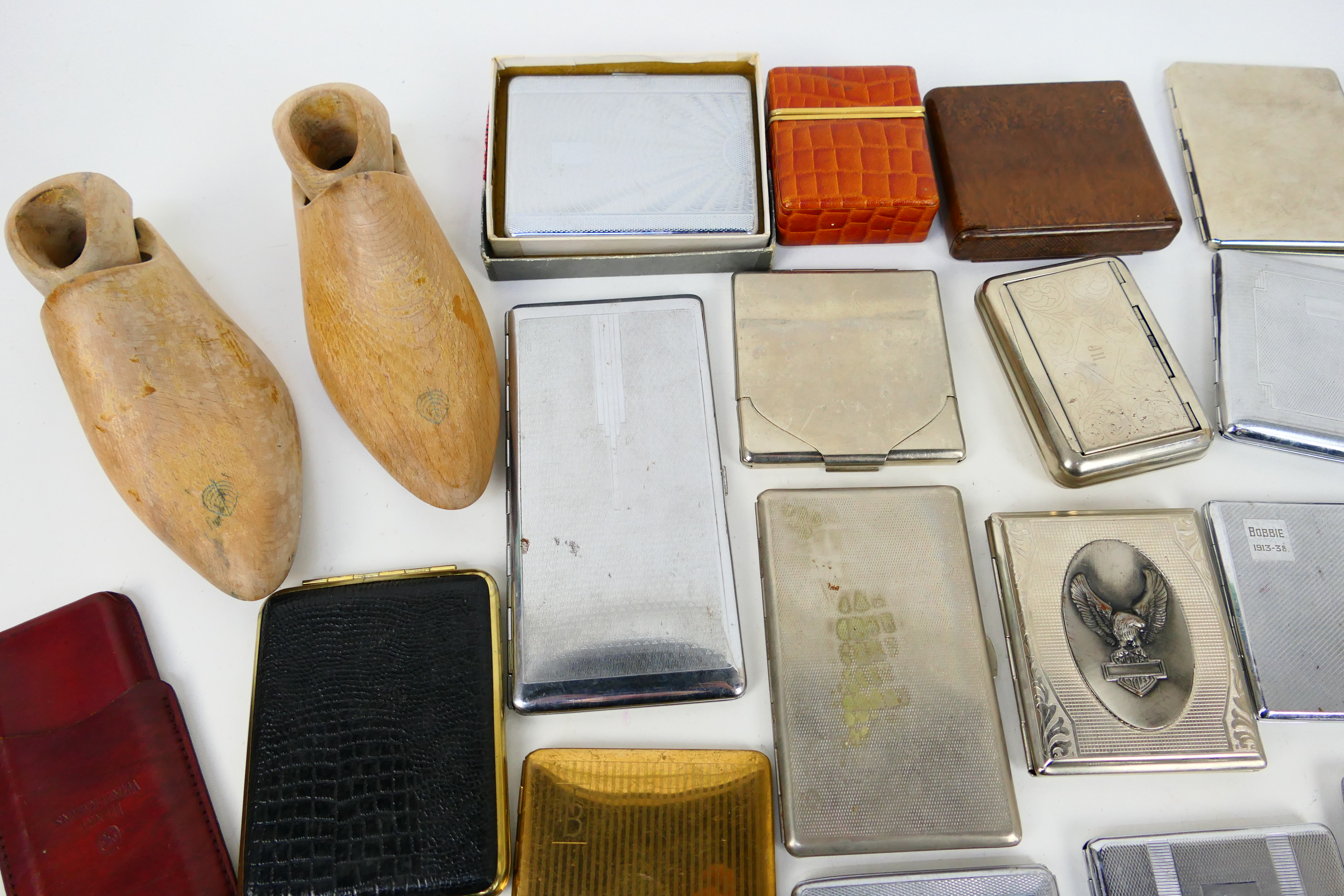 A collection of cigarette cases / boxes and similar, predominantly plated. - Image 3 of 5