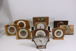 A quantity of vintage desk and mantel clocks to include Smiths, Westclox, Metamec,