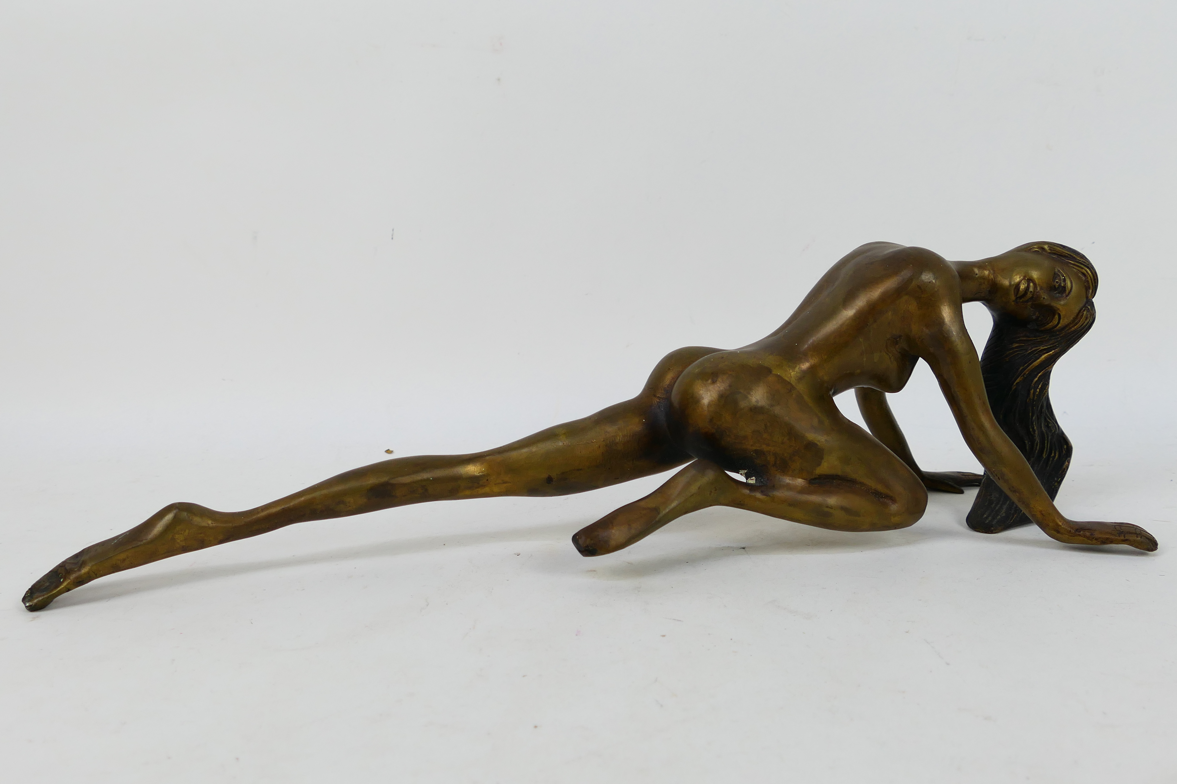 A cast bronze model depicting a female nude, approximately 49 cm (l). - Image 4 of 6